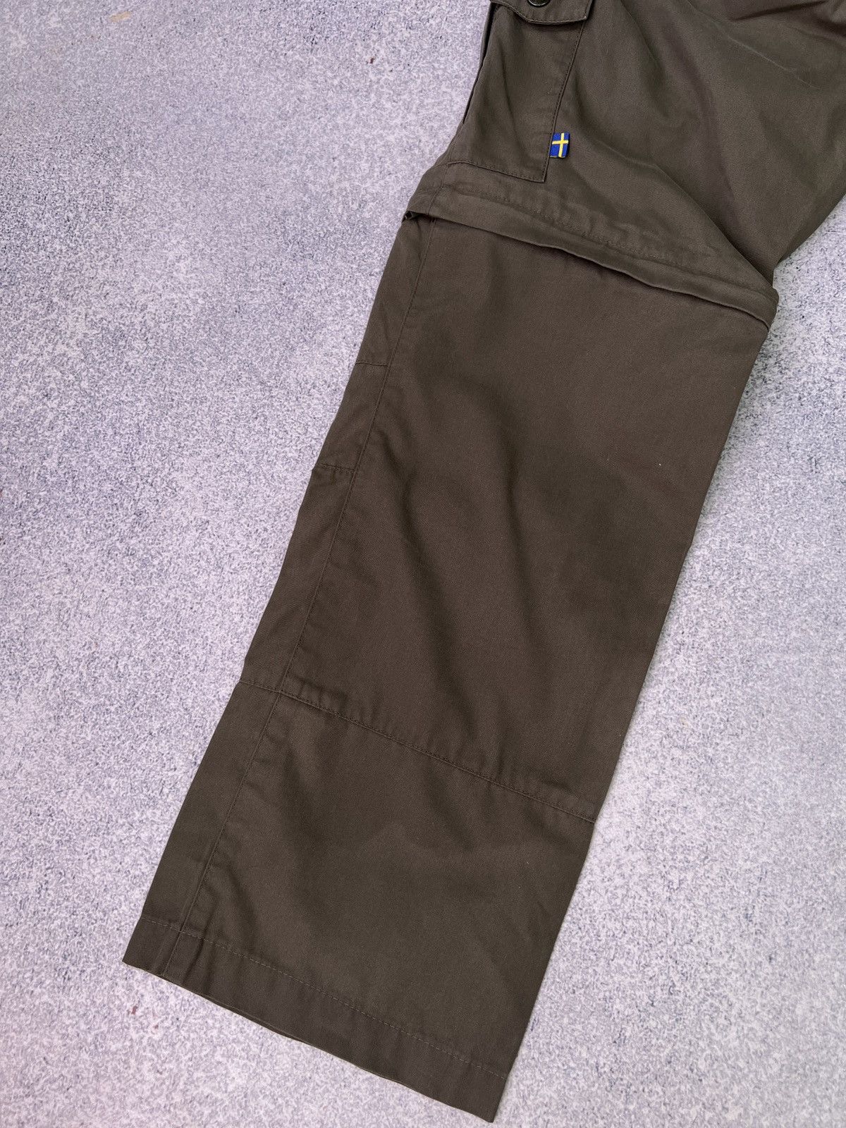 Fjallraven × Vintage Vintage Fjallraven Outdoor khaki G-1000 Pants Size US 31 - 14 Thumbnail