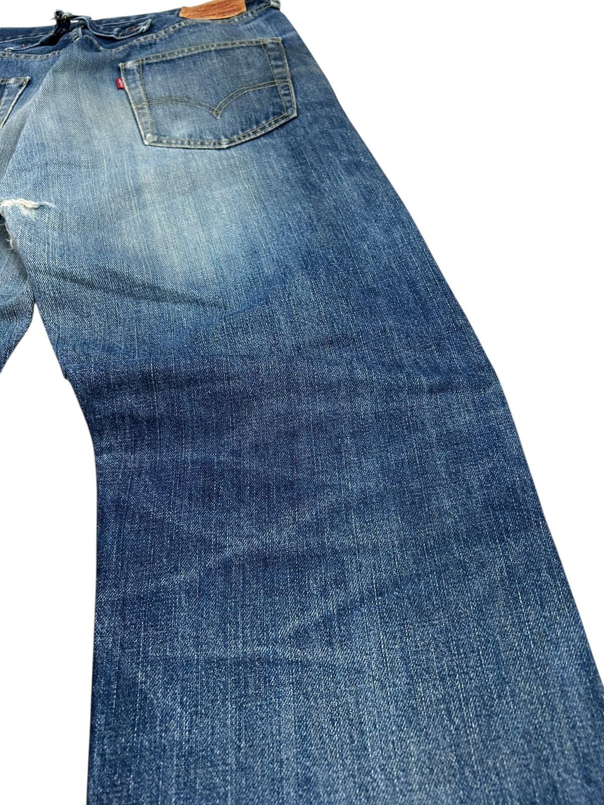 Levi's Vintage Levis 702 Big E Button Fly Buckle Selvedge Distress Size US 33 - 18 Thumbnail