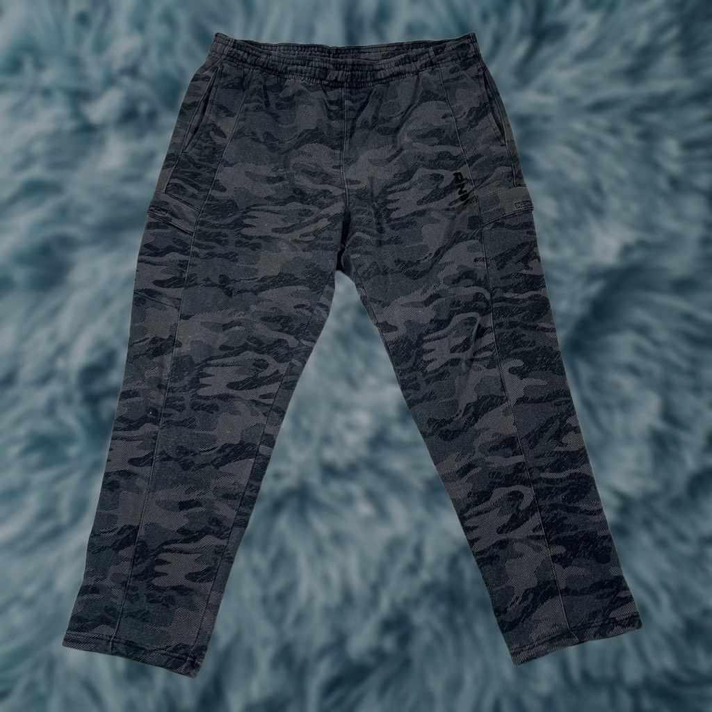 Vintage VTG AND1 Sweatpants Camouflage Baggy Cargo Gray 2XL Mens Hip Hop Grunge Y2K Skate Activewear Pants Size US 39 - 1 Thumbnail