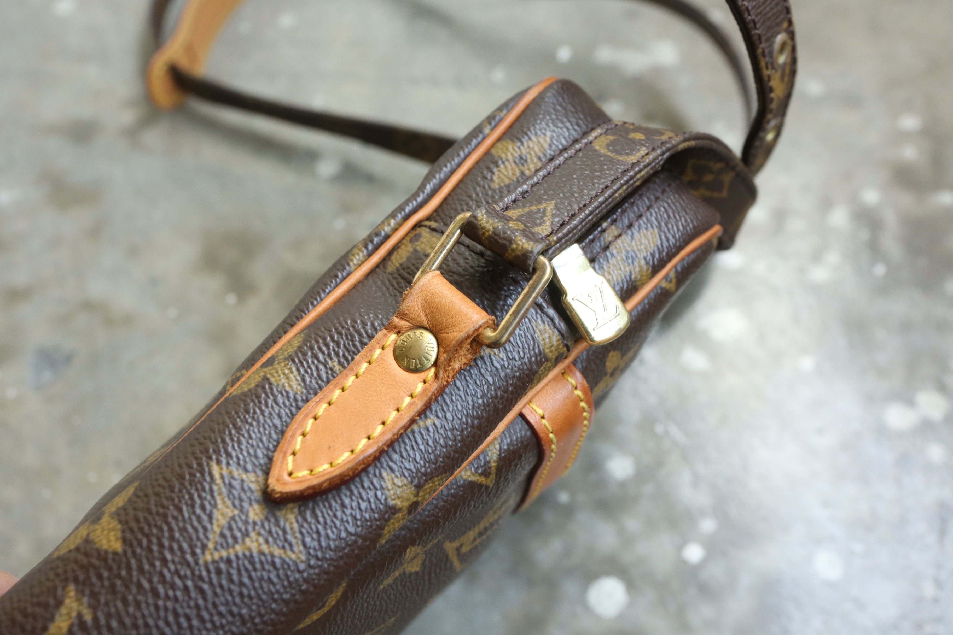 Louis Vuitton Louis Vuitton - Marc Jacobs - 2003 - LV Monogram Danube Size ONE SIZE - 7 Thumbnail