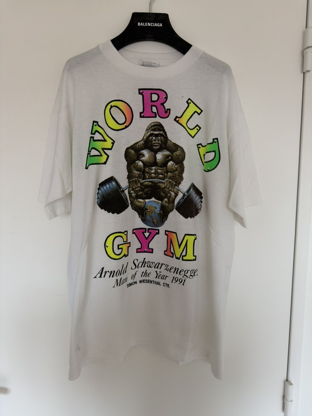 Vintage *RARE* VINTAGE 1991 90s WORLD GYM T-SHIRT ARNOLD GORILLA Size US L / EU 52-54 / 3 - 1 Thumbnail