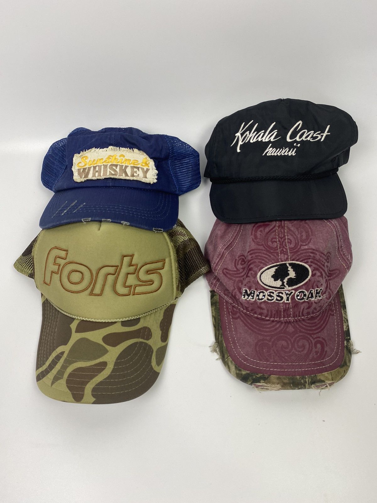 Vintage Bundle 4 hats Size ONE SIZE - 1 Thumbnail