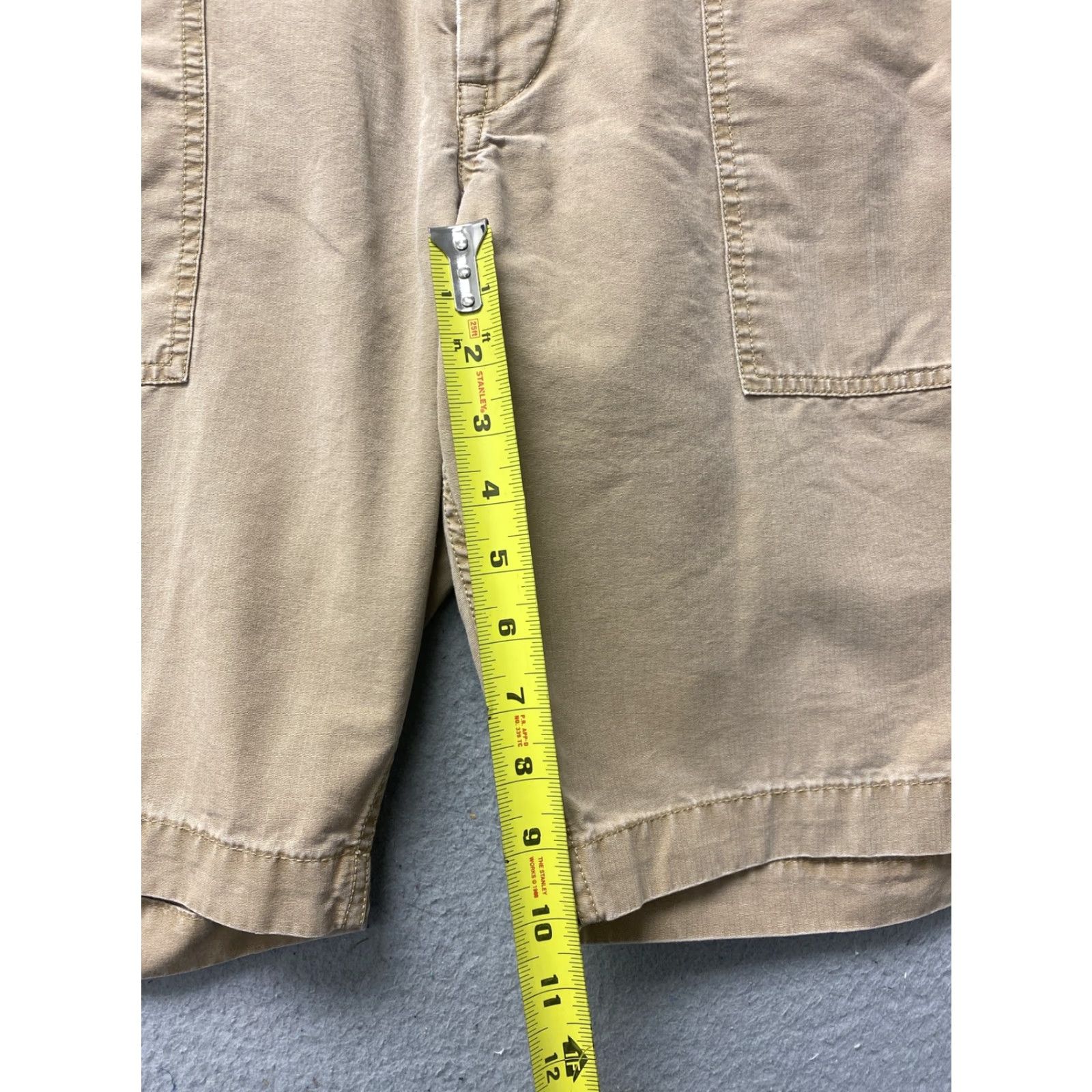 J.Crew J.Crew Men's 10.5" Cotton Chino Shorts Size 35 Beige Casual Travel Classic Flat Front Size US 35 - 4 Thumbnail