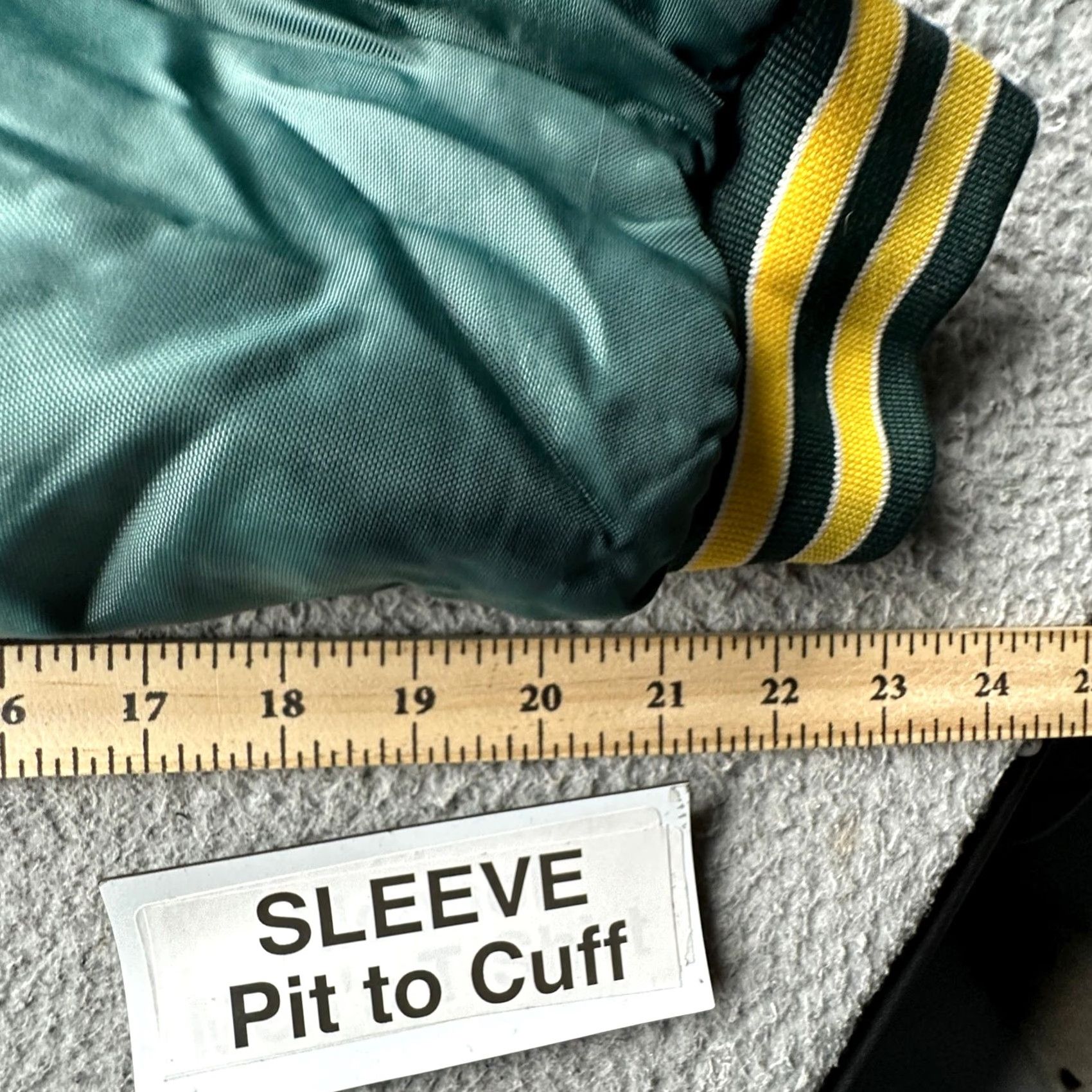 Holloway VINTAGE Citizens Rifle & Revolver Club New Jersey Holloway Varsity Bomber Quilt Lined Jacket XL Green Mens Size US XL / EU 56 / 4 - 4 Thumbnail