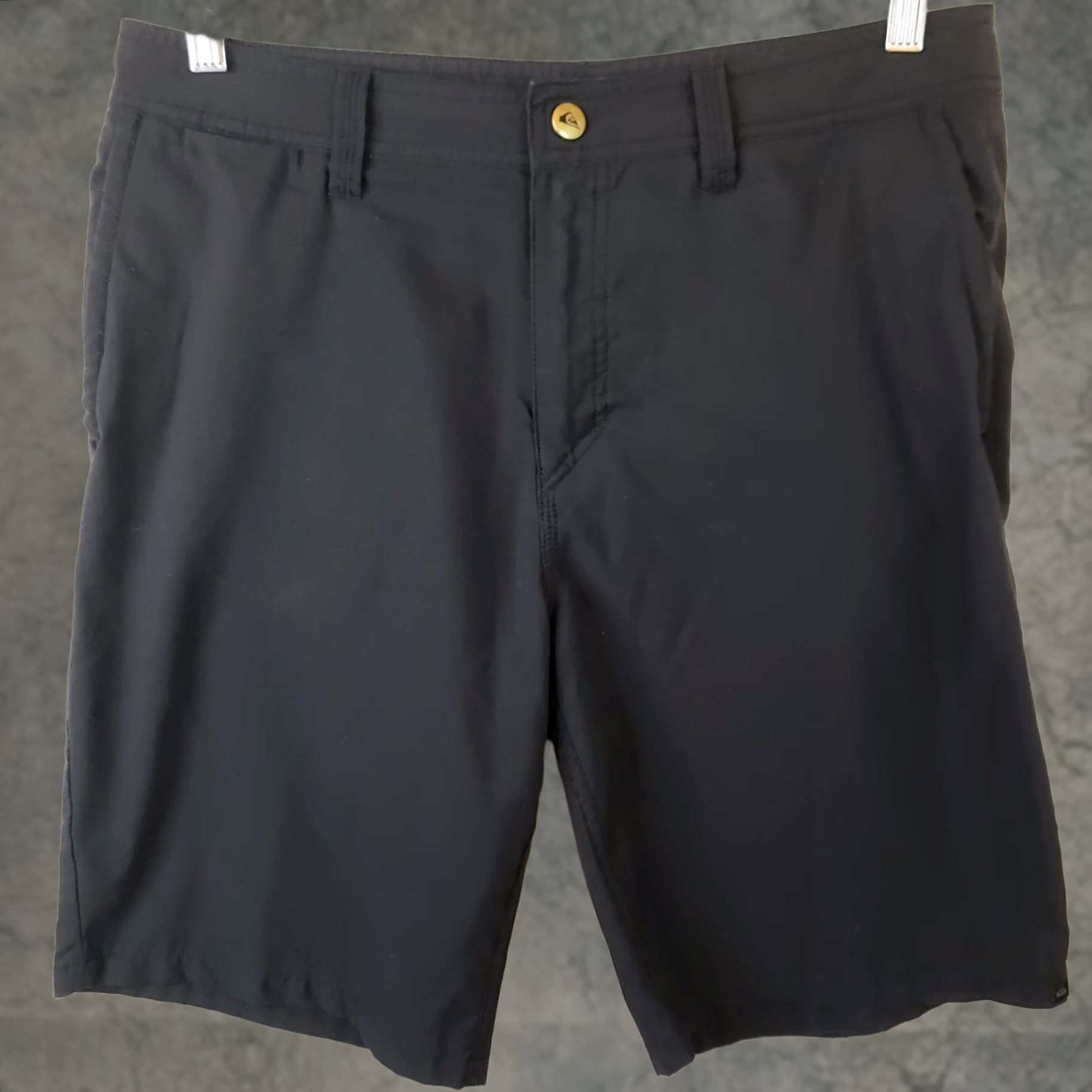 Quiksilver Quiksilver Bermuda Shorts Black Amphibian Regular 32x10 Men's Quick Dry Stretch Pockets Beach Summer 4-Way Spandex Polyester Size US 32 / EU 48 - 1 Thumbnail