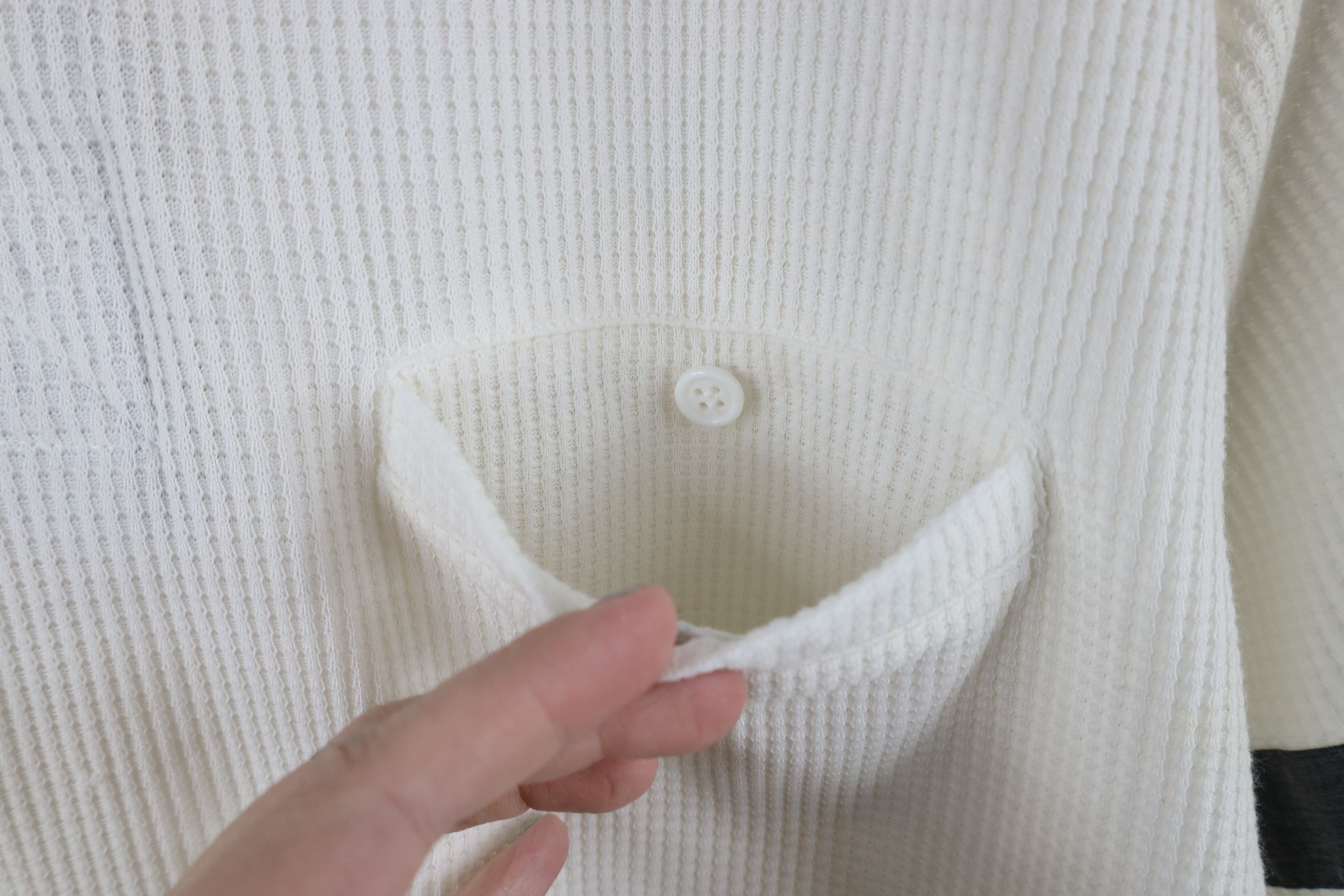 Vintage Vintage 90s Streetwear Waffle Knit Collared Pullover Polo Size US L / EU 52-54 / 3 - 5 Thumbnail