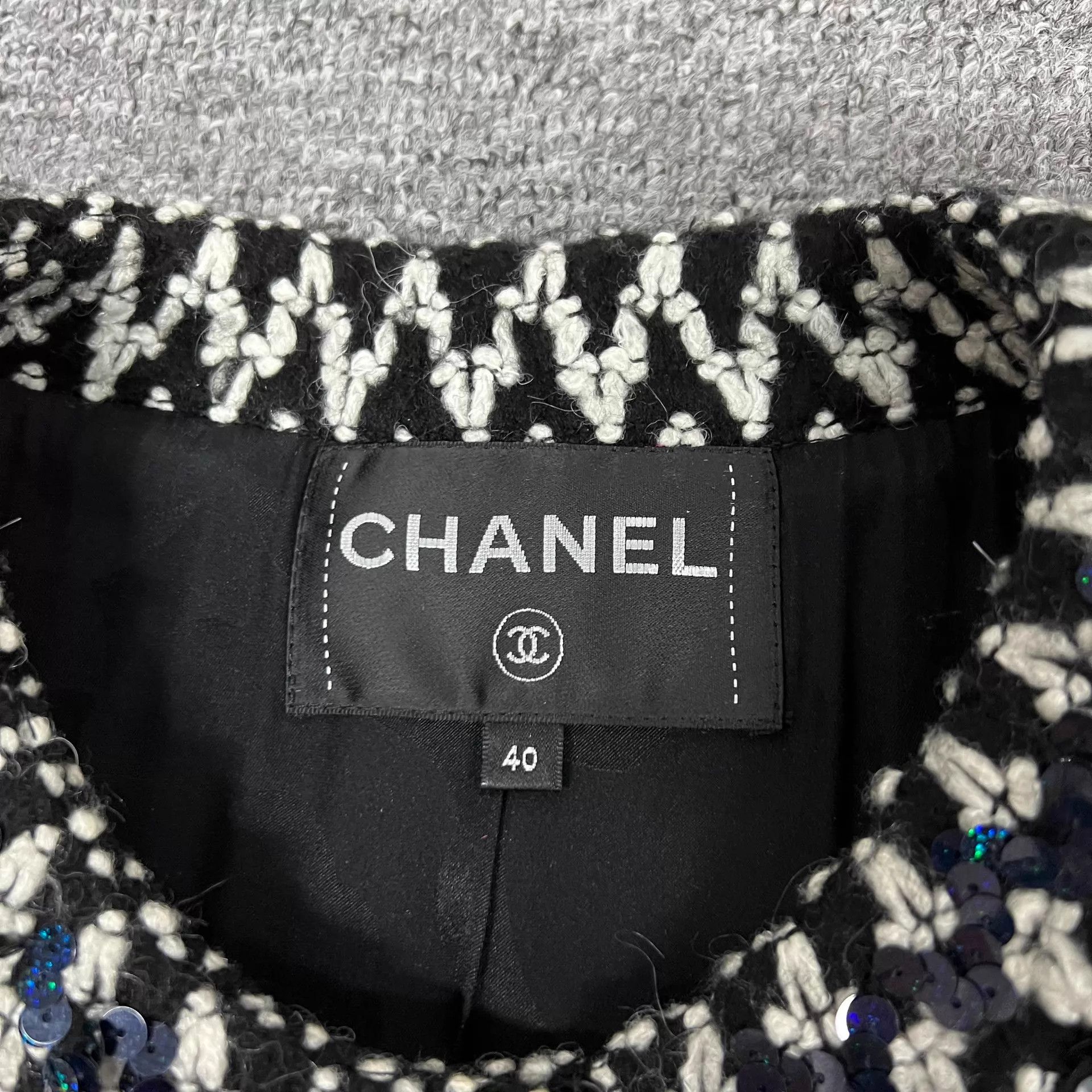 Chanel Chanel Wavy Sequin Knit Jacket 40 Size M / US 6-8 / IT 42-44 - 7 Thumbnail