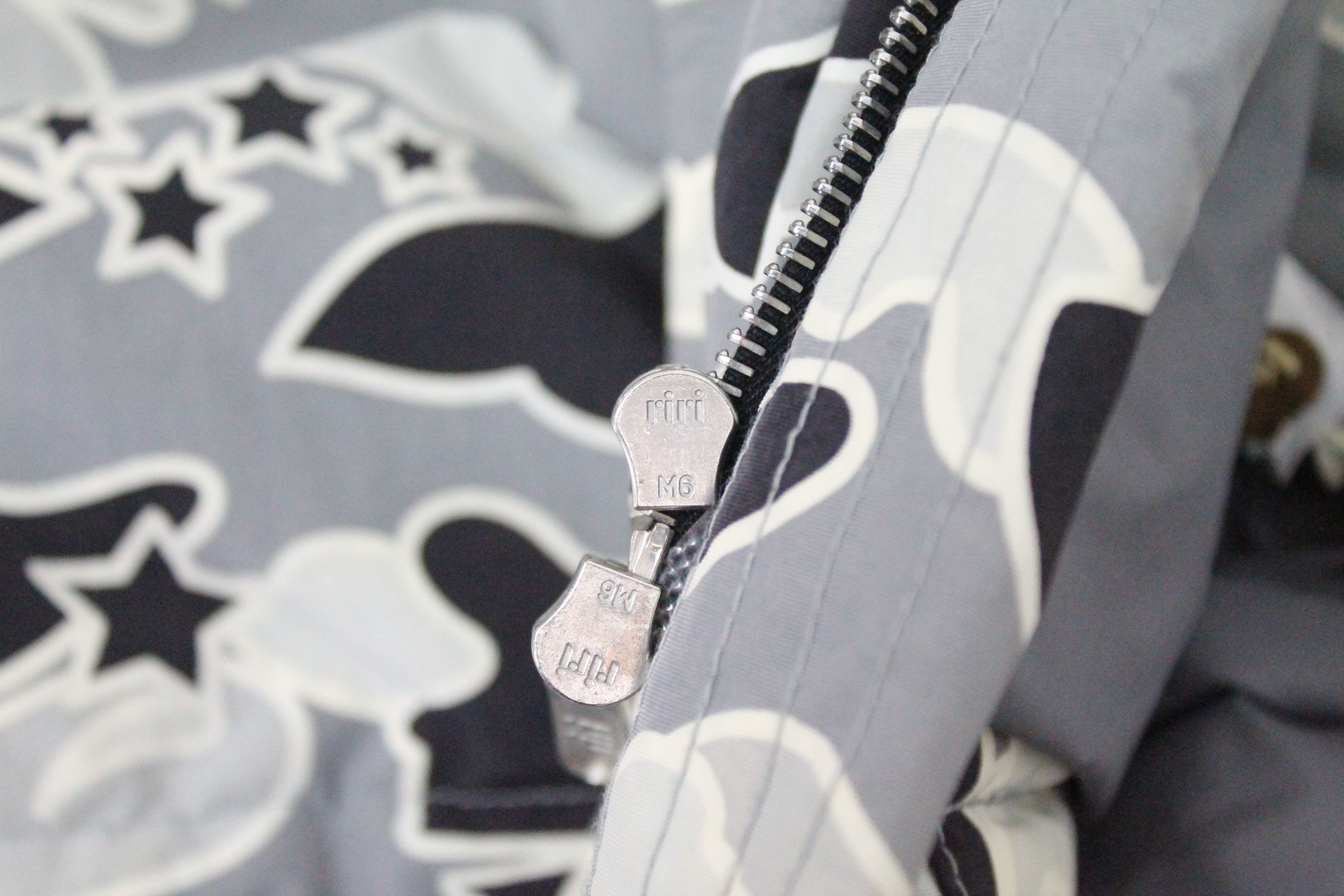 Bape Vintage OG BAPE Camouflage Snowboard Jacket Size US L / EU 52-54 / 3 - 15 Thumbnail