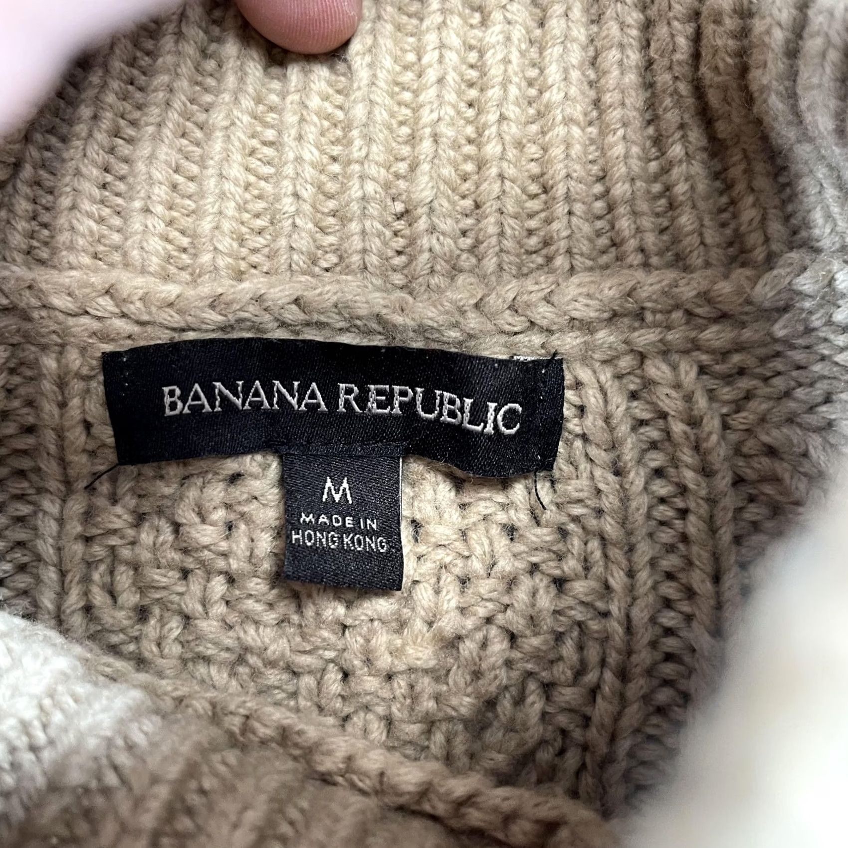 Banana Republic Banana Republic Sweater Womens Medium Beige Mock Neck Pullover Cable Knit Long Sleeve Size M / US 6-8 / IT 42-44 - 2 Thumbnail