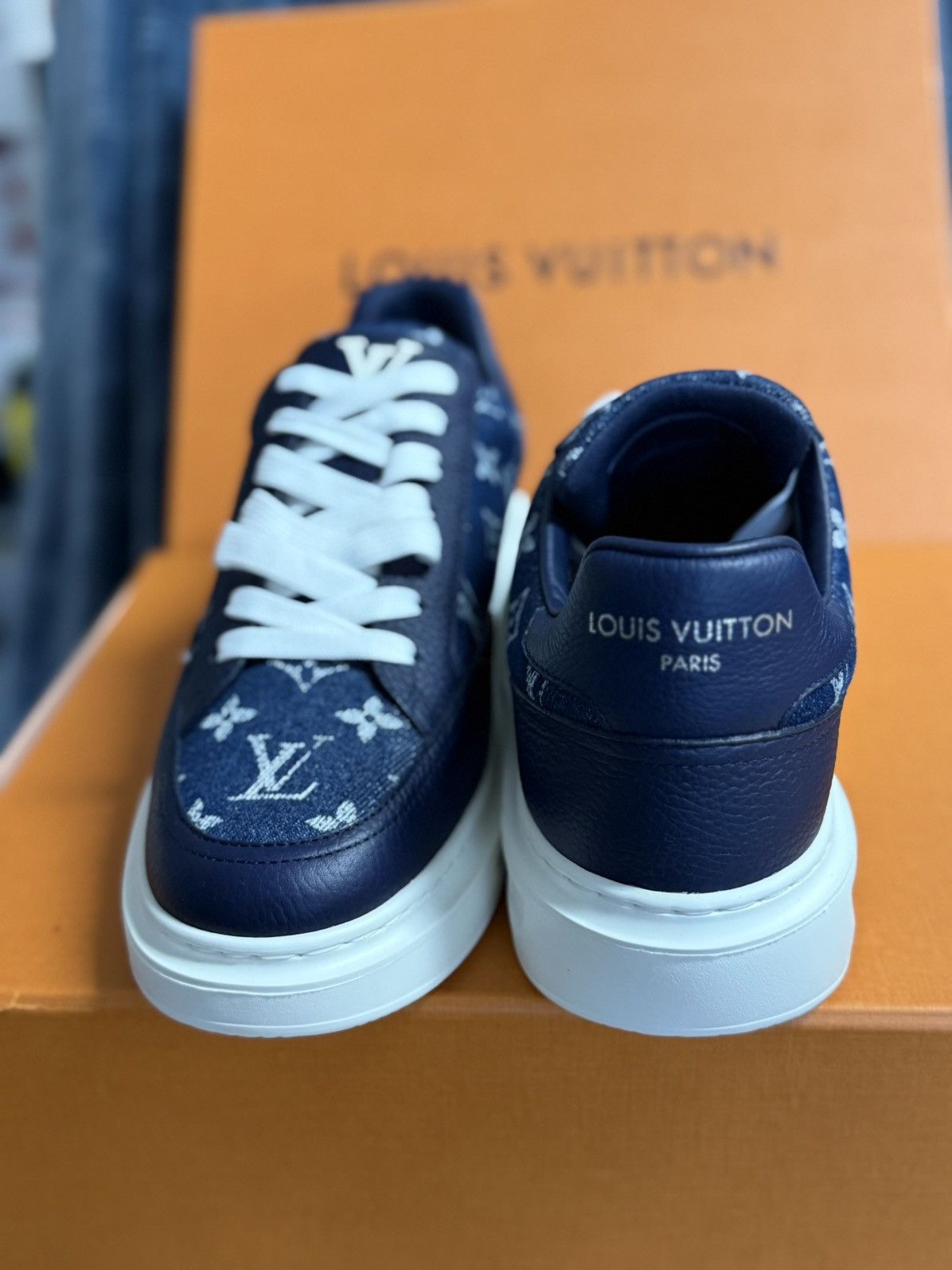 Louis Vuitton The Beverly Hills sneaker size 8 / like NEW Size US 8 / EU 41 - 10 Thumbnail