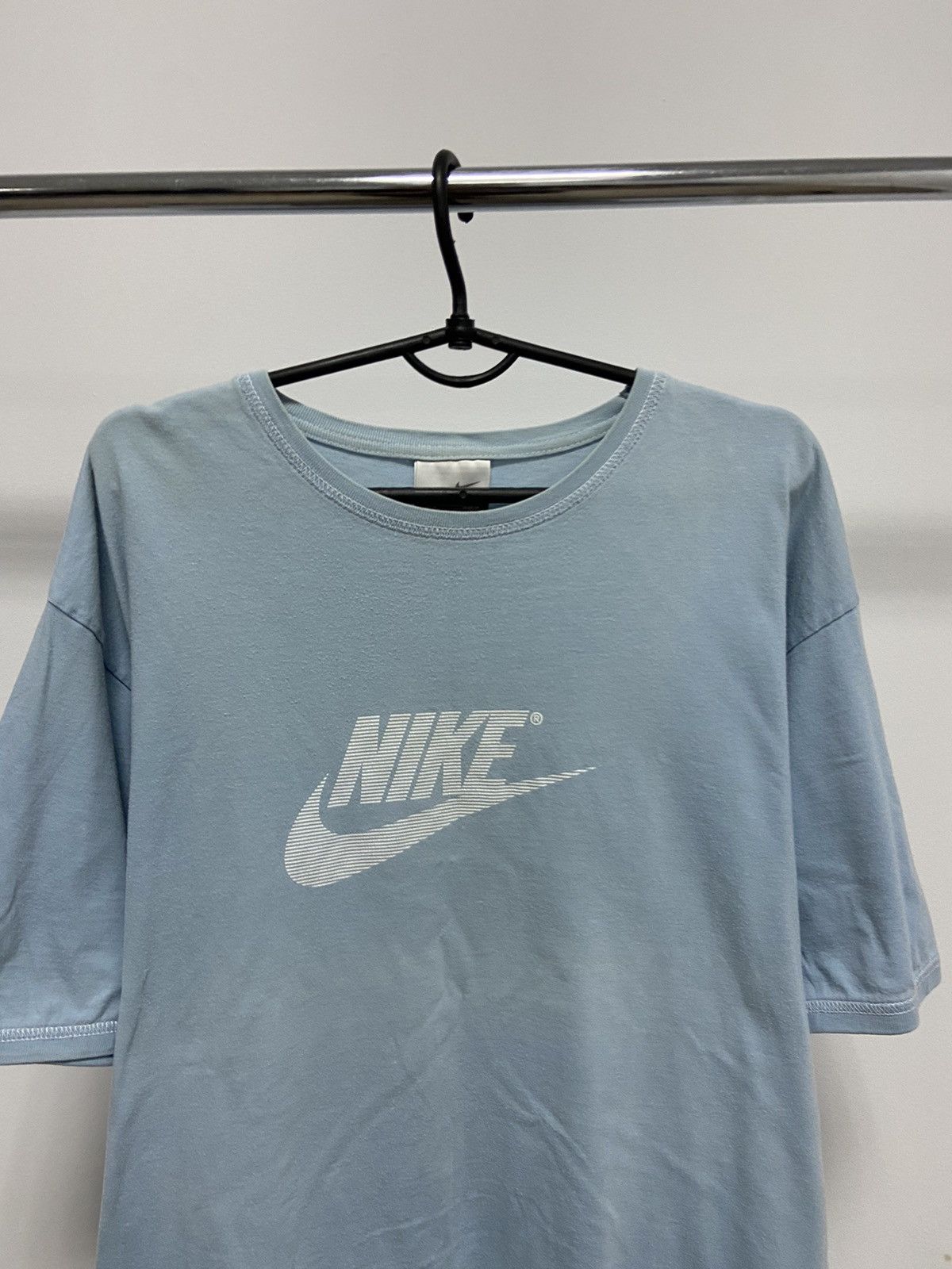 Nike Nike Vintage Big Print T Shirt Y2K Logo Street Style Size US XL / EU 56 / 4 - 2 Thumbnail
