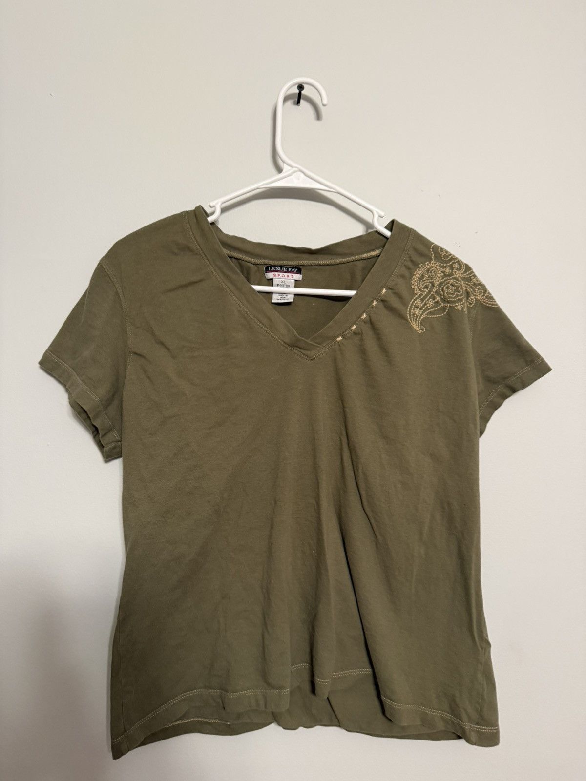 Other Leslie Fay Sport Women’s V-Neck Short Sleeve Top Olive Green Size XL / US 12-14 / IT 48-50 - 1 Thumbnail