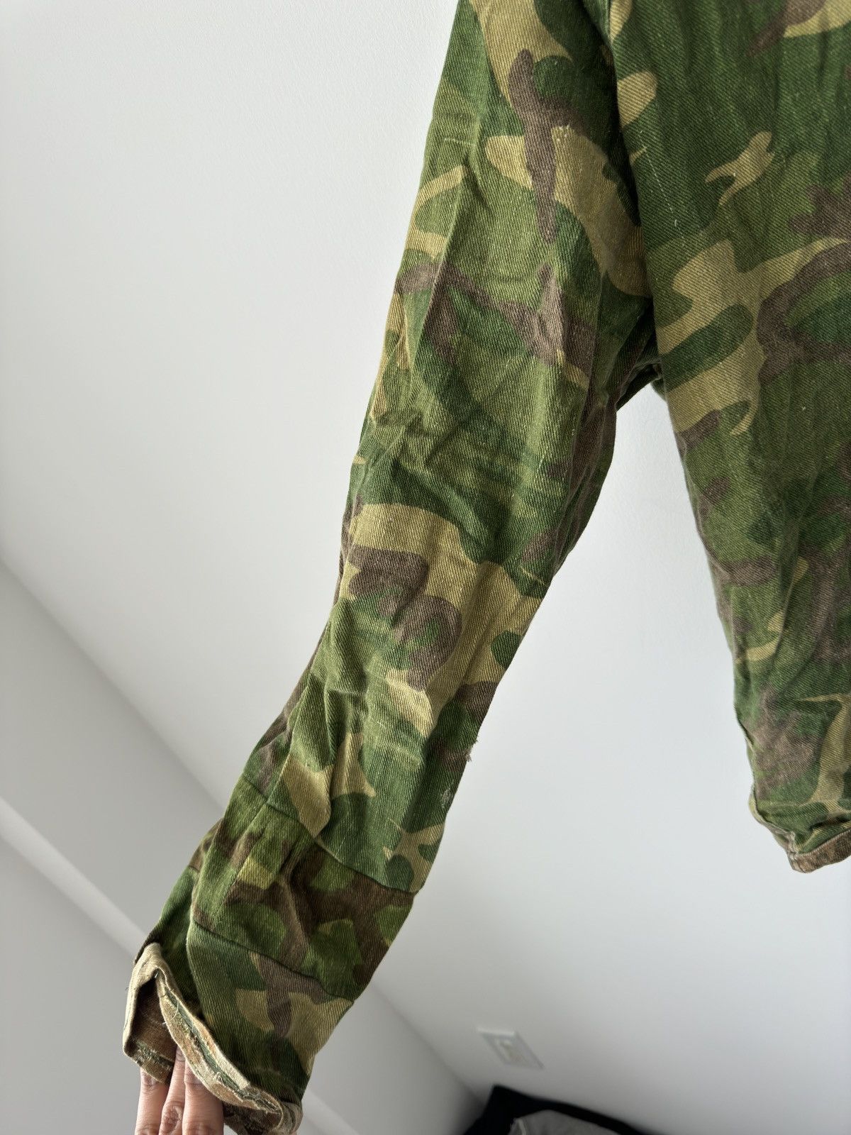 Vintage Vintage Military Camo Light Zip Up Jacket Size US L / EU 52-54 / 3 - 6 Thumbnail