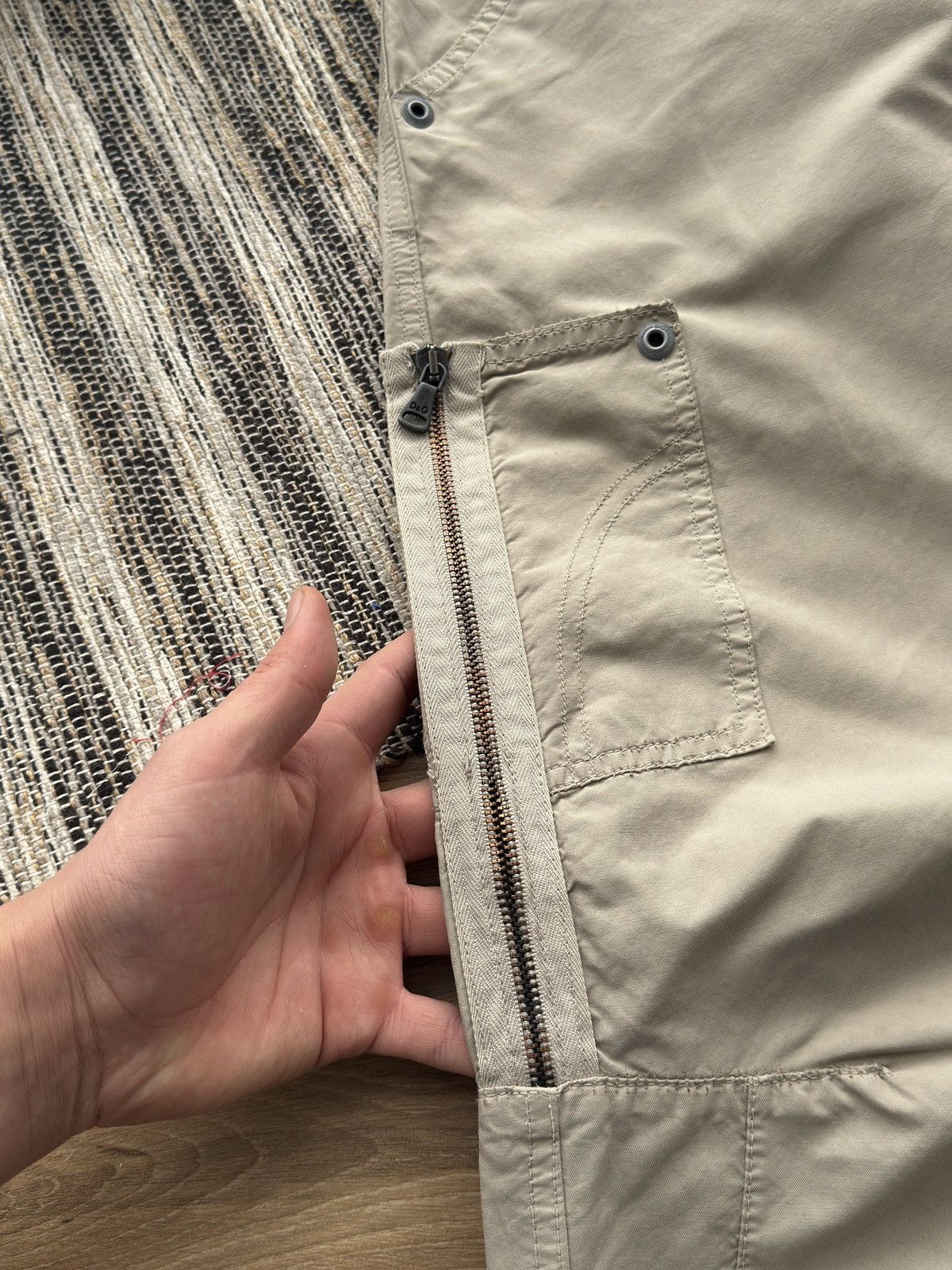 Dolce & Gabbana Vintage Dolce&Gabbana Multi pocket Cargo Y2K Beige Pants Men Size US 32 / EU 48 - 7 Thumbnail