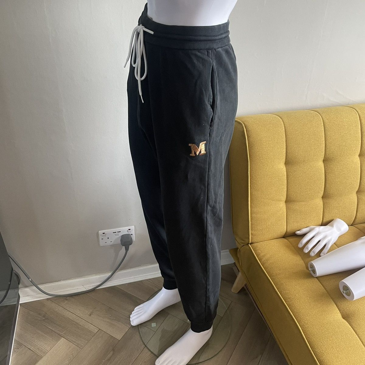 Missoni Missoni M Limited Black Joggers Sweatpants Size US 32 / EU 48 - 2 Thumbnail