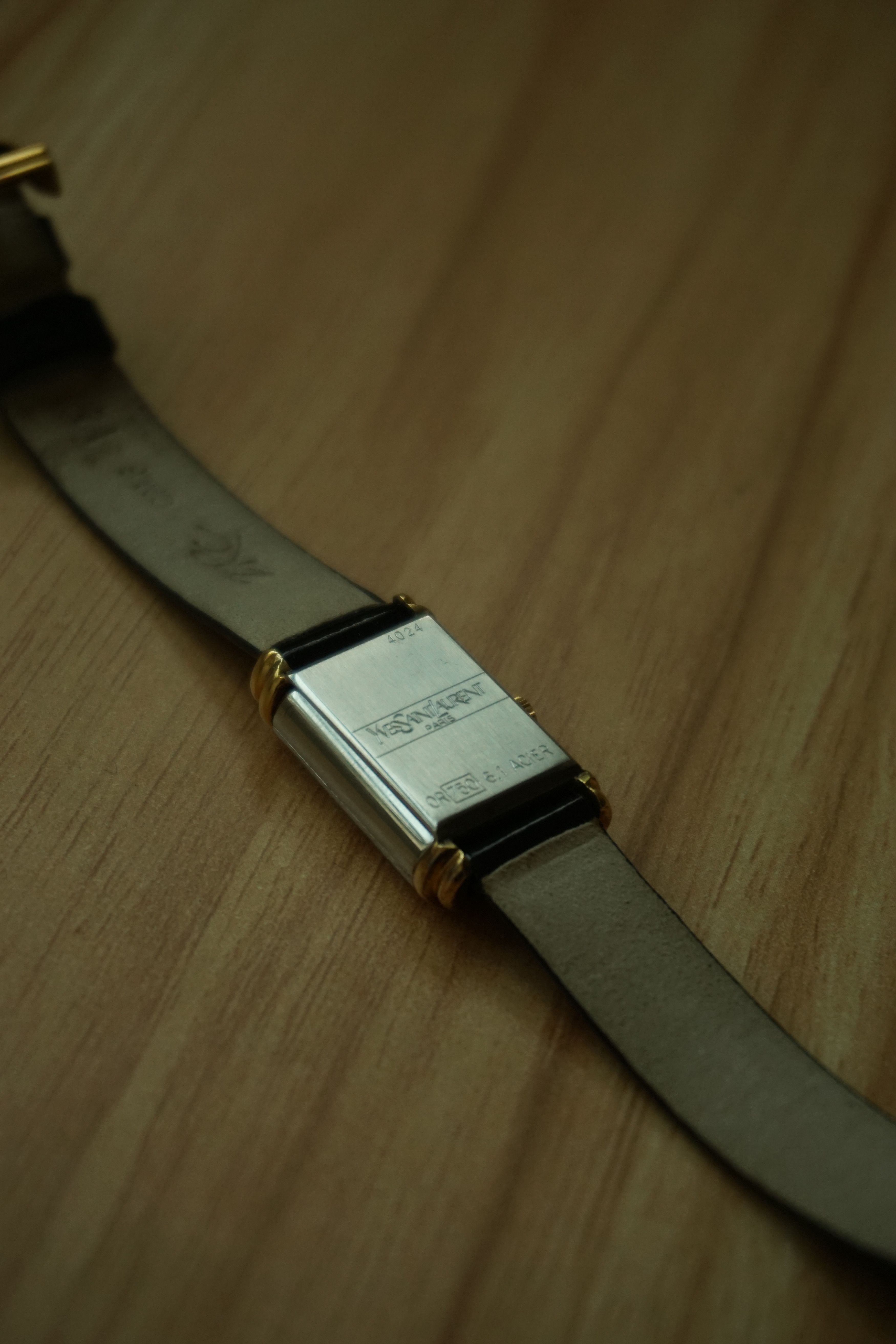 Yves Saint Laurent Tank Reverso / 18k / Unisex ‘Reverso’ 18k Gold Size ONE SIZE - 7 Thumbnail