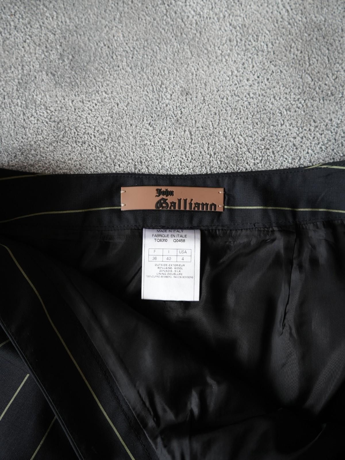 John Galliano F/W 2006 John Galliano RUNWAY Stripped Tie Waist Skirt Size 26" / US 2 / IT 38 - 10 Thumbnail