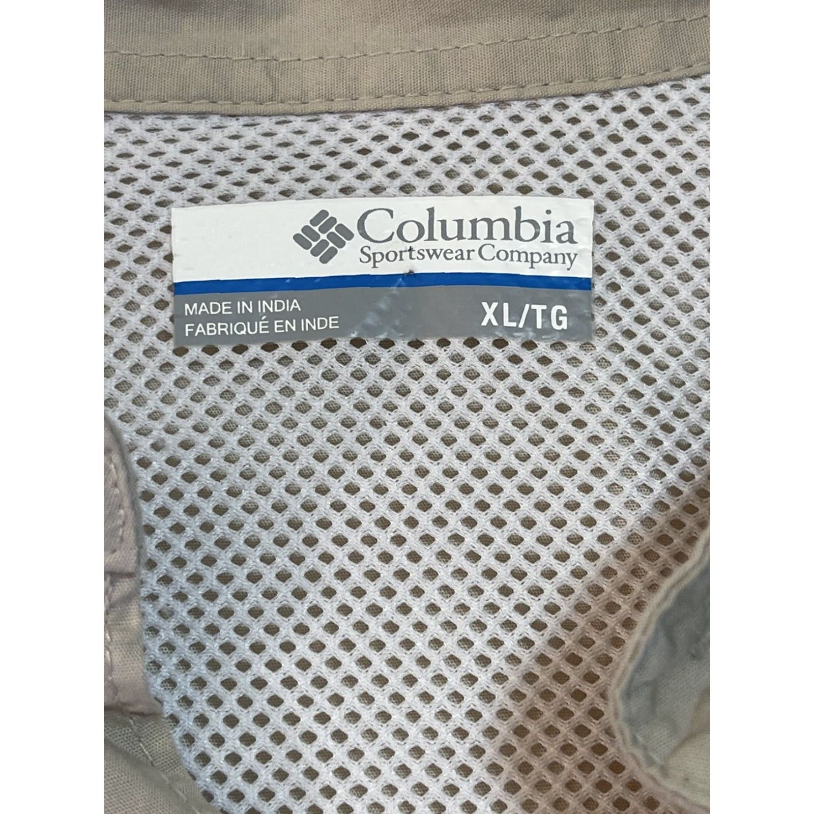 Vintage Columbia Mens PFG Button-Up Shirt Long Sleeve Lightweight Cotton Blend Tan XL Size US XL / EU 56 / 4 - 3 Thumbnail