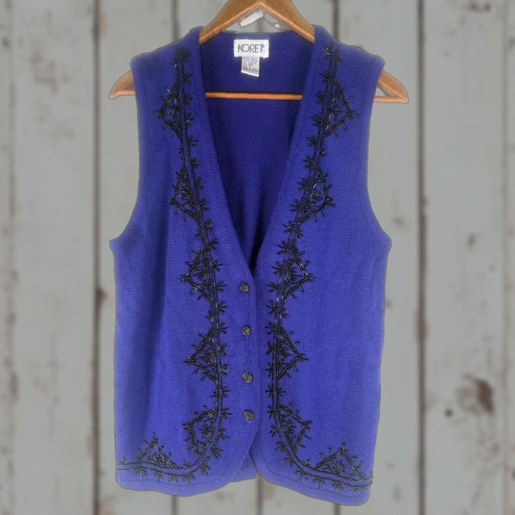 Vintage VINTAGE Koret Women's Sweater Vest Beaded Wool Blend Knitted Sleeveless Size S Purple Size S / US 4 / IT 40 - 1 Thumbnail