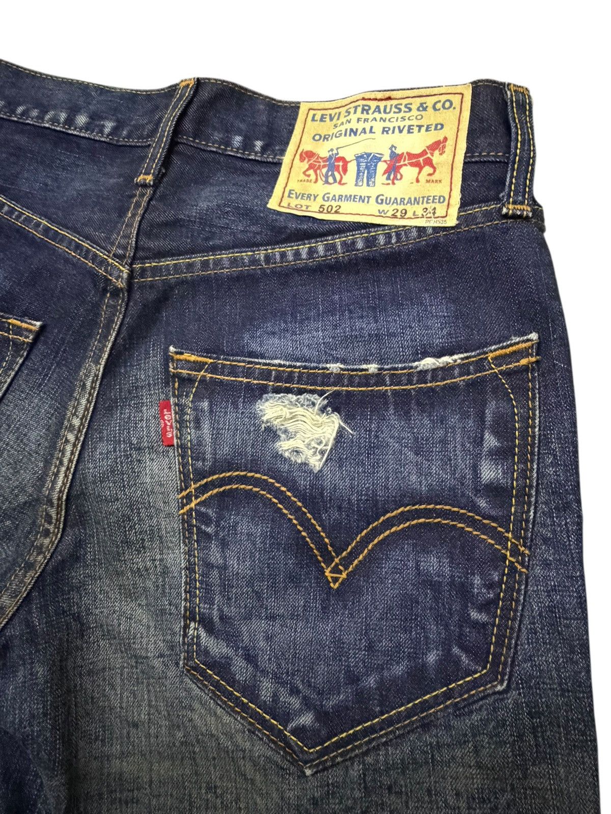 Levi's Vintage Levi’s 502 Denim Jeans | Whisker Wash Distressed W30 Size US 30 / EU 46 - 7 Thumbnail