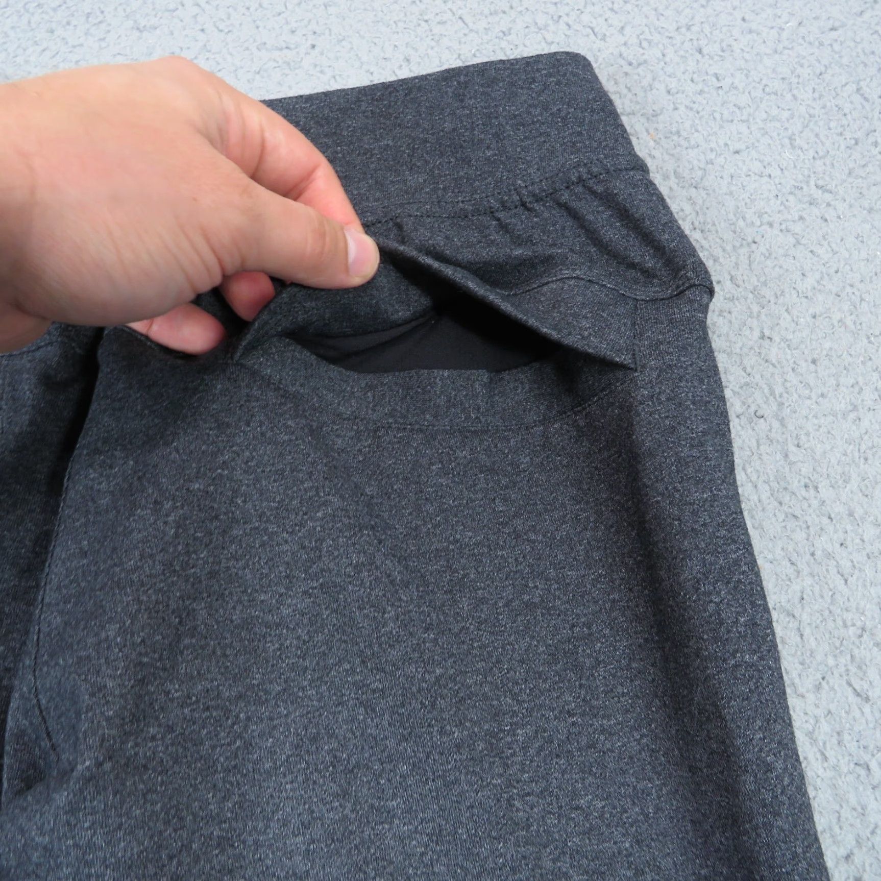 Lululemon Lululemon Discipline Pant Mens Small Heathered Black Grey Lounger Warmup Luon Pants Sweatpants Athletic Lounger Mens Regular Small Black Gray Size US 29 - 5 Thumbnail