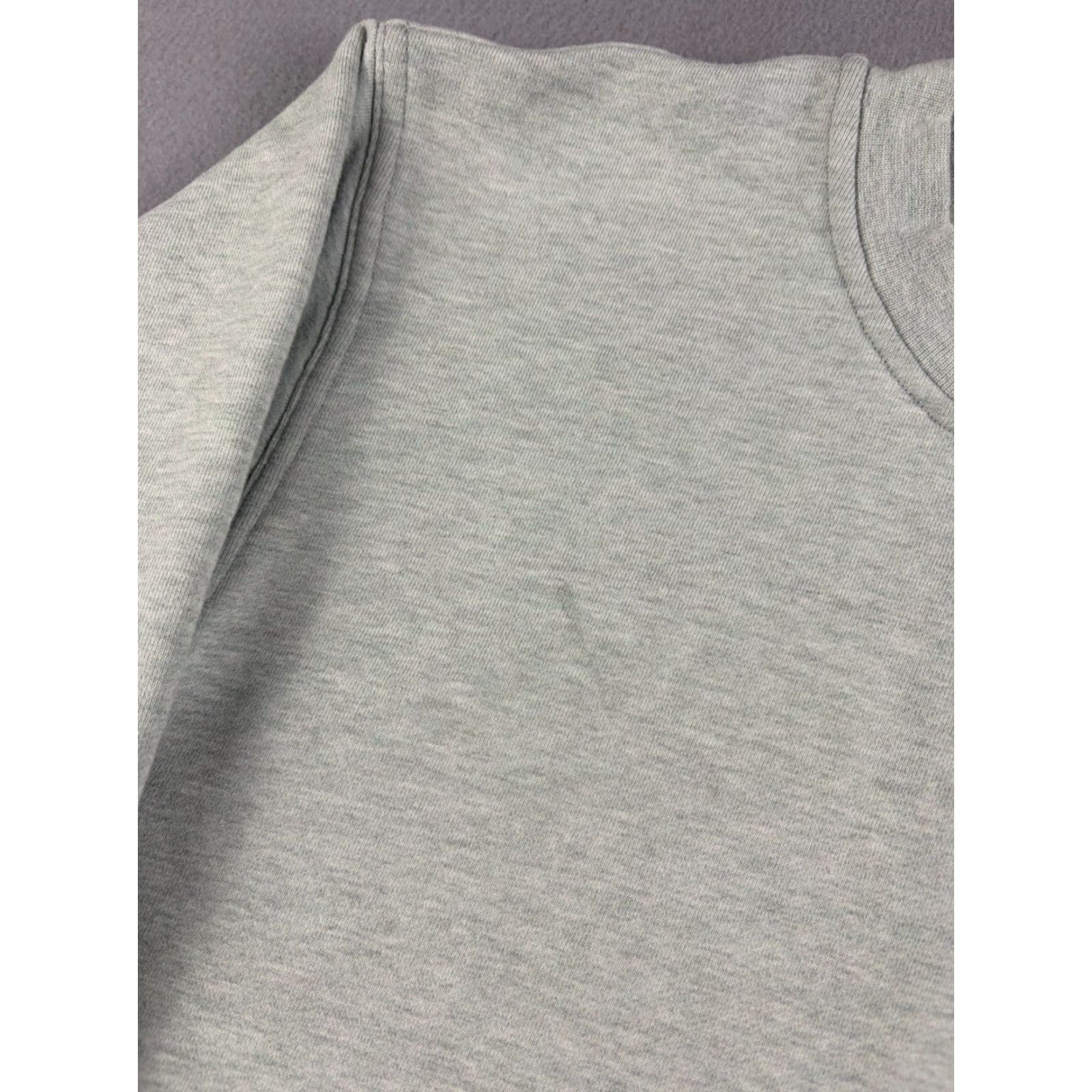 Lululemon VINTAGE Lululemon Sweatshirt Women’s S Gray Crewneck Pullover Activewear Logo Pockets Scuba Sports Outdoor Date 90s Mens? Size S / US 4 / IT 40 - 3 Thumbnail