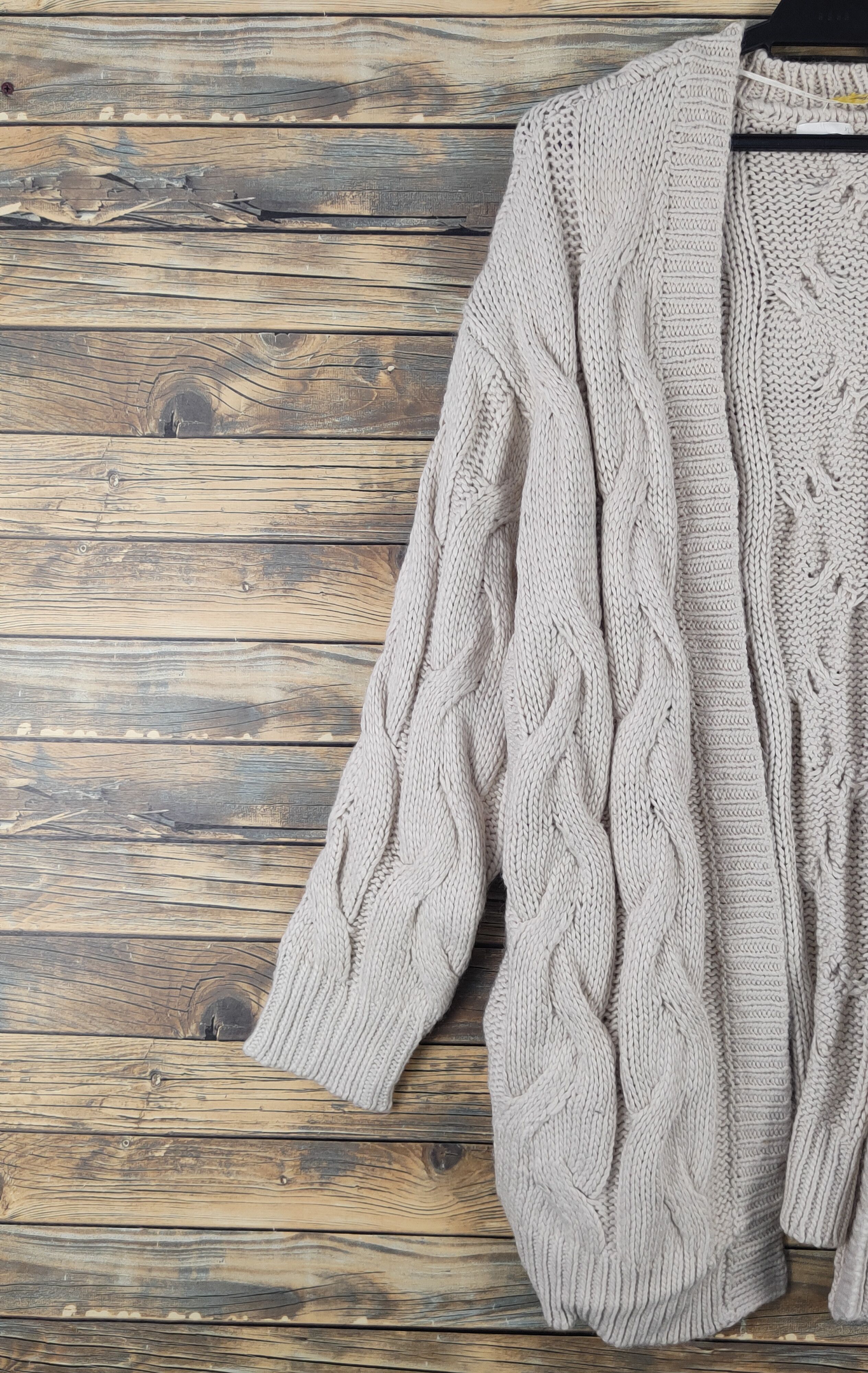 Aran Isles Knitwear GU Beige japan streetwear cable Knitwear Cardigan #W1810 Size US XL / EU 56 / 4 - 3 Thumbnail