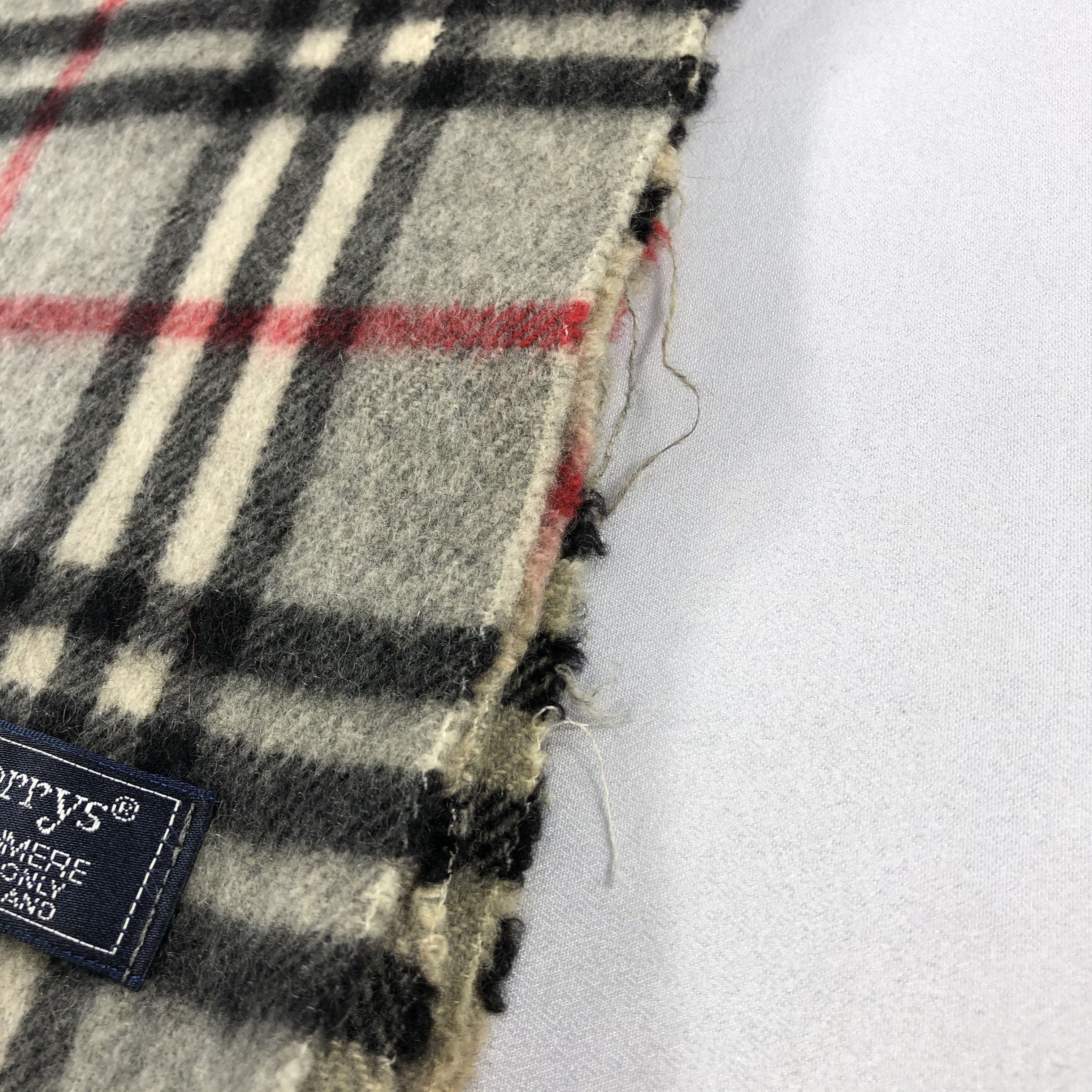 Burberry Vintage Burberry Scarf - WW3301 Size ONE SIZE - 7 Thumbnail