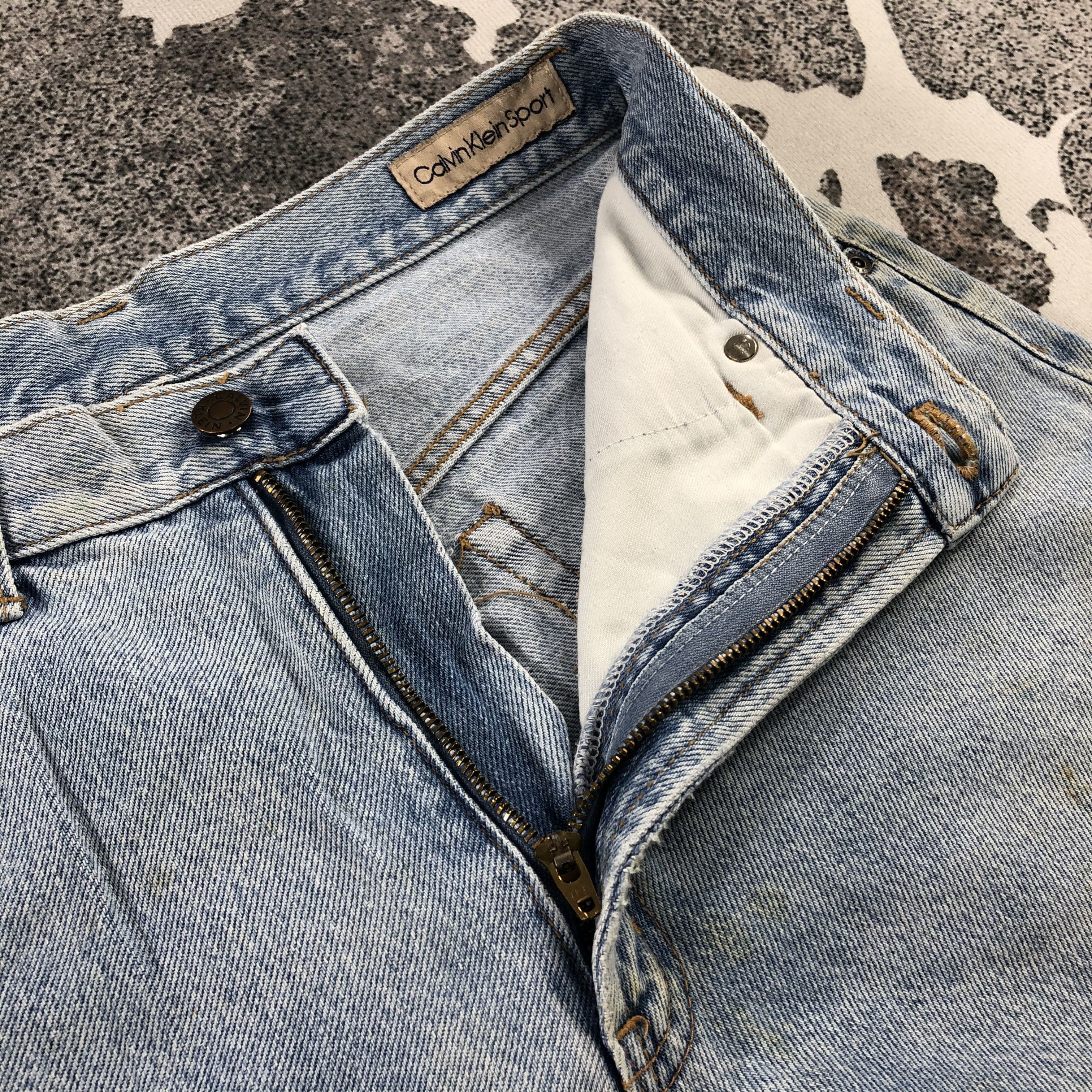 Calvin Klein Vintage Calvin Klein Jeans Medium Wash Denim KJ755 Size US 30 / EU 46 - 10 Thumbnail