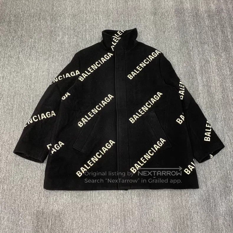 Balenciaga Balenciaga Black Bullet Screen Full Printed Wool Coat Jack Size XXS / US 00 / IT 34 - 1 Thumbnail