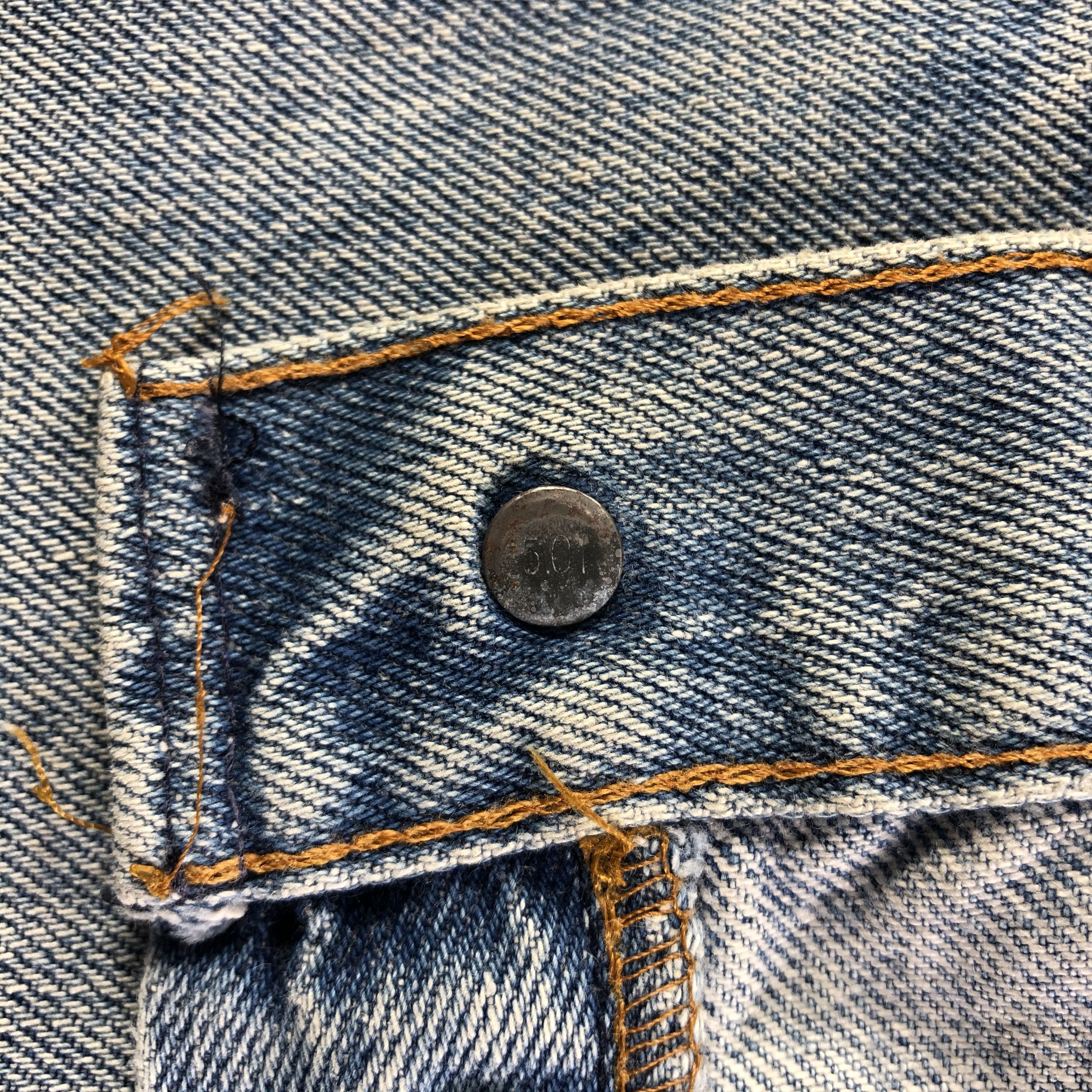 Levi's 80s Vintage Blue Wash Levis 501 Jeans-JM3719 Size US 33 - 9 Thumbnail