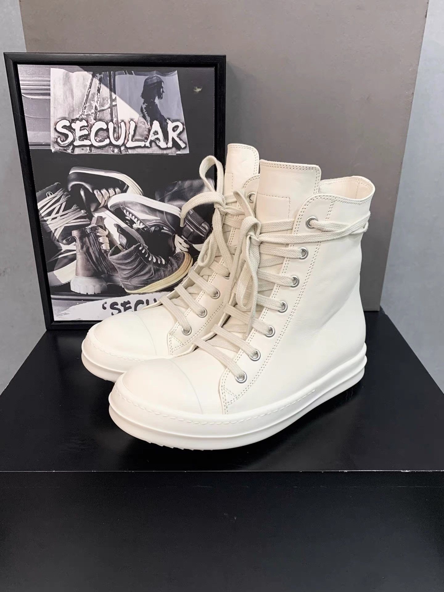 Rick Owens Rick Owens Milk White Leather High-Top Big Converse K34 Size US 5 / IT 35 - 1 Thumbnail