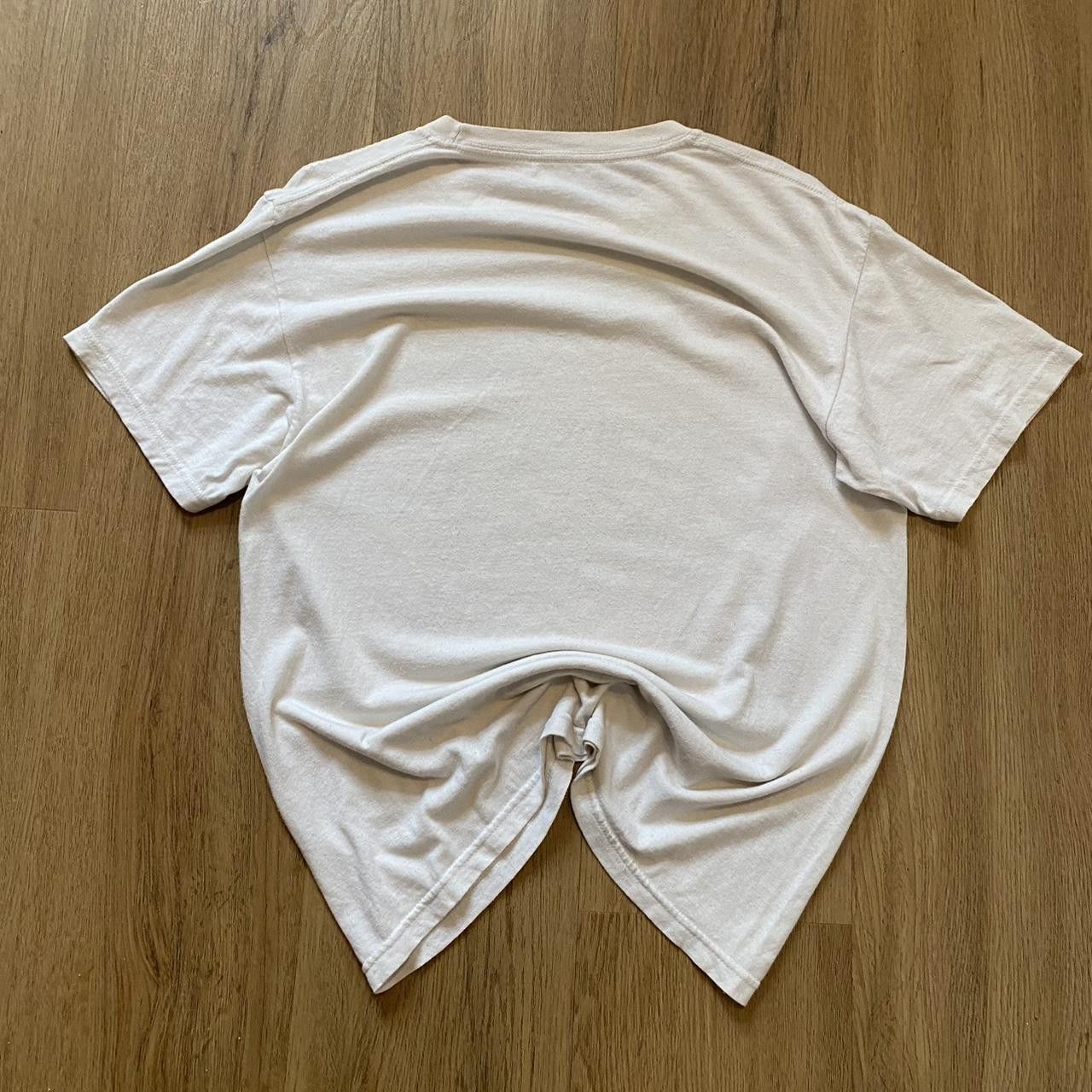 Other Faded white Cuban t-shirt with a graphic on the front Size US S / EU 44-46 / 1 - 2 Thumbnail