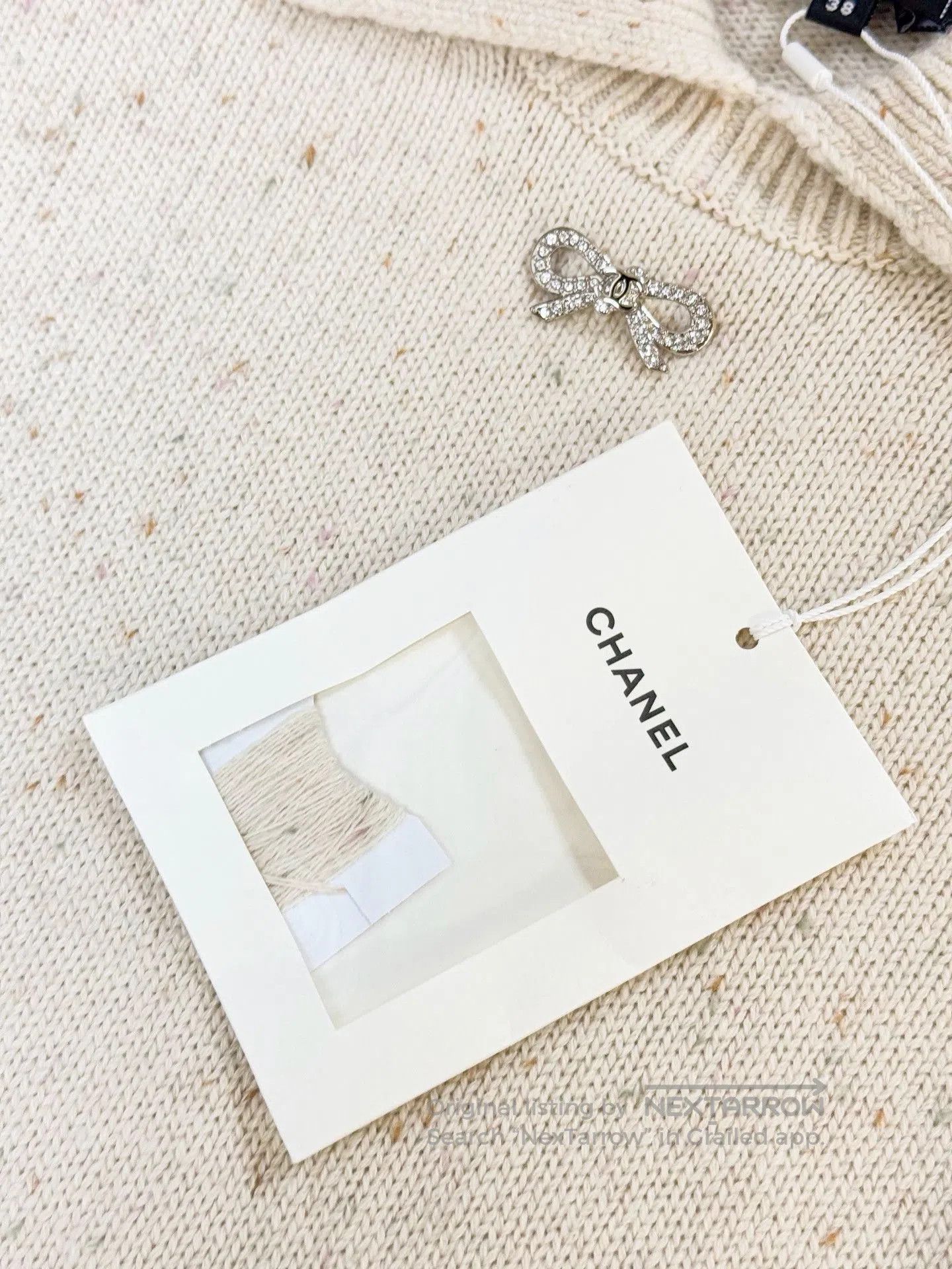Chanel Chanel Oatmeal Bow Lapel Knit Vest. Size S / US 4 / IT 40 - 4 Thumbnail