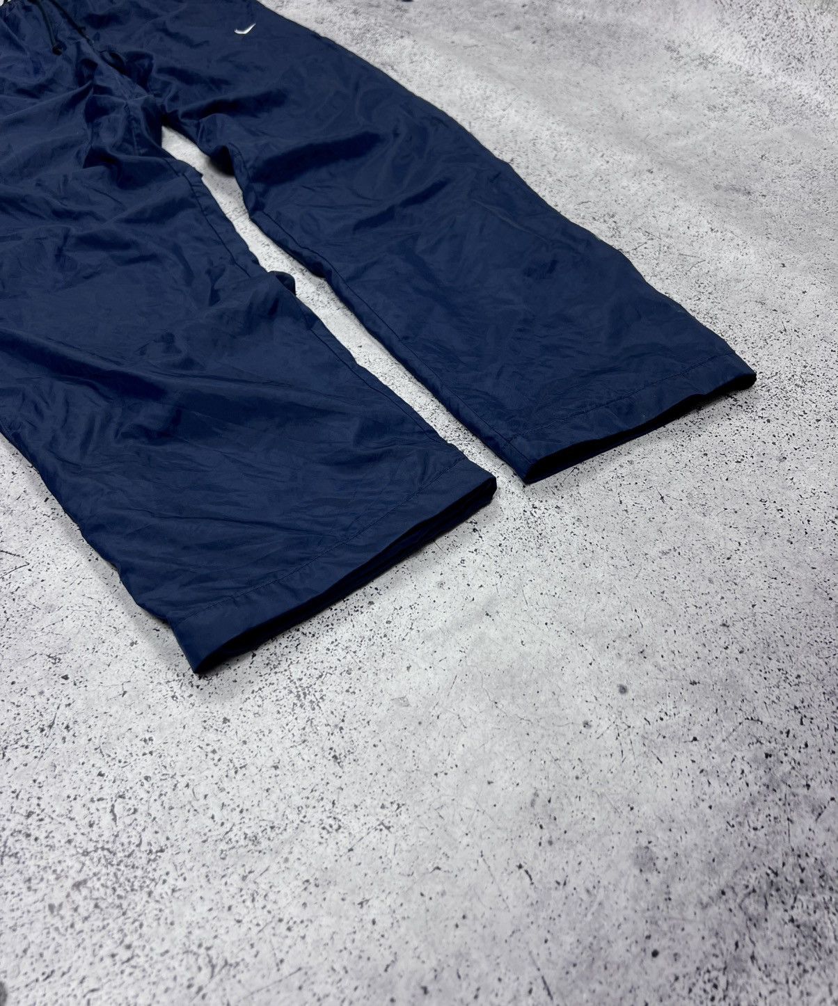 Nike Nike blue drill sport pants , vintage tag logo - baggy fit Size US 34 / EU 50 - 2 Thumbnail