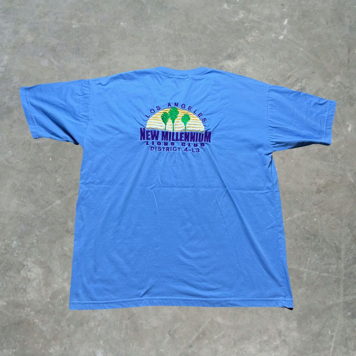 Vintage Vintage New Millennium Lions Club LA Embroidered T Shirt Size US XXL / EU 58 / 5 - 2 Thumbnail