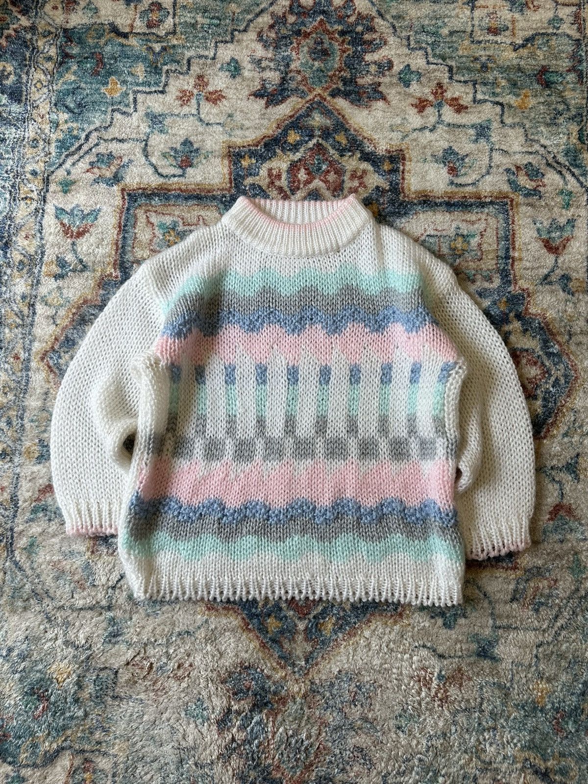 Vintage Vintage Chorus Line Pastel Pullover Sweater Large Size US L / EU 52-54 / 3 - 1 Thumbnail