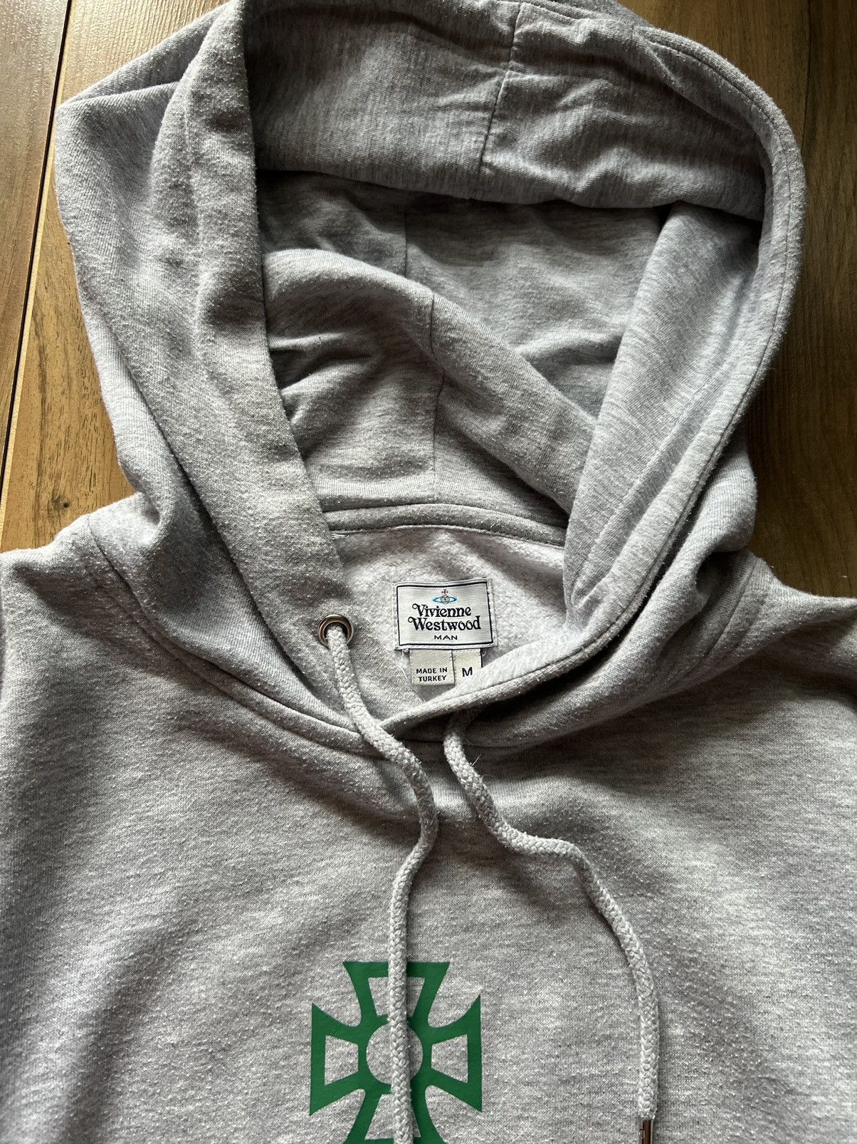 Vivienne Westwood Vivienne Westwood Hoodie Big Logo Sweater Size US M / EU 48-50 / 2 - 11 Thumbnail