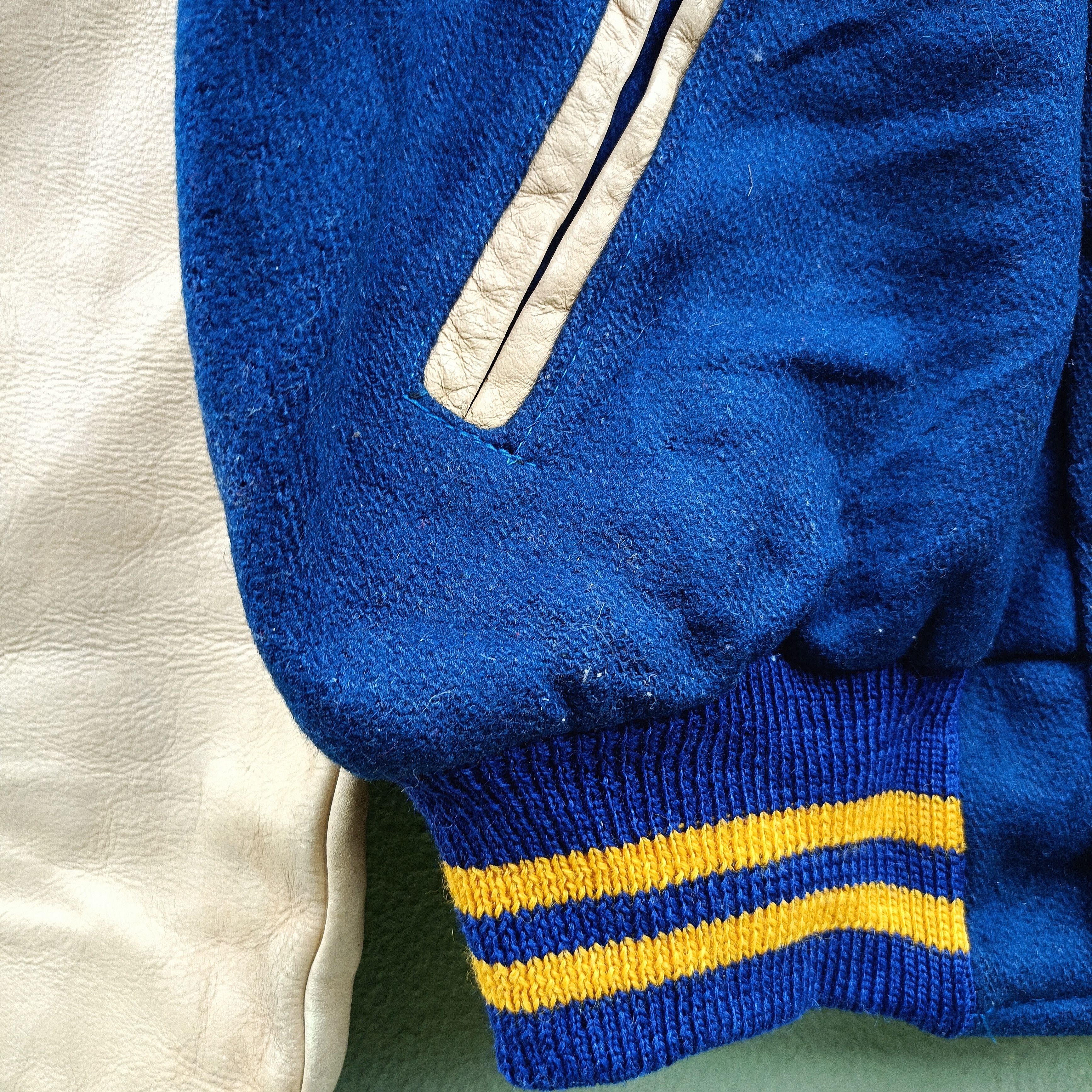 Vintage Varsity jacket Capt Vintage Size US M / EU 48-50 / 2 - 4 Thumbnail
