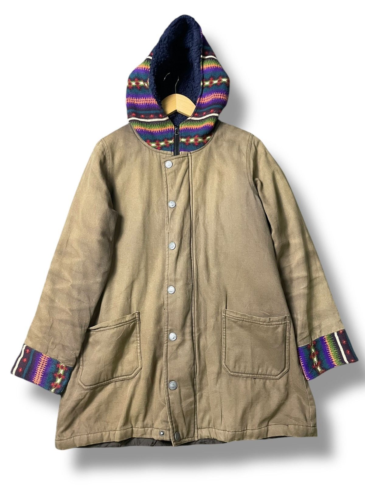 Vintage TITICACA Outdoor Hooded Jacket (97)