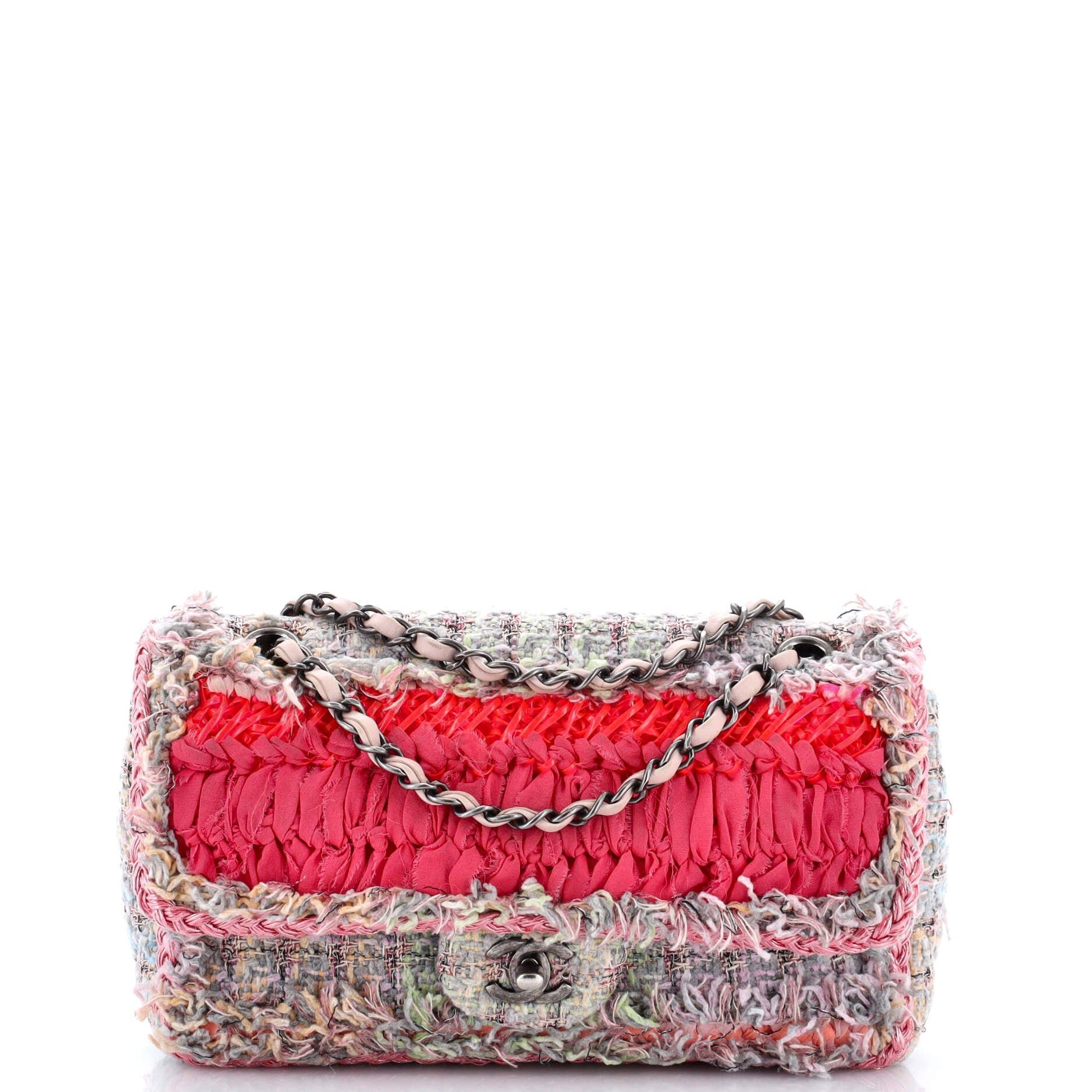 Chanel CC Chain Flap Bag Size ONE SIZE - 1 Thumbnail
