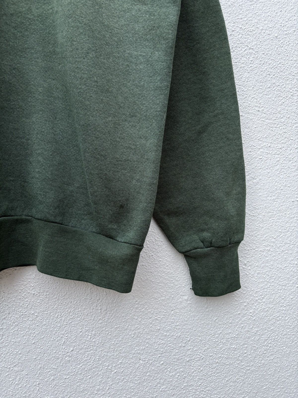 Vintage Vintage 90s Sun Faded Big Spell Out Baggy Sweatshirt Size US XL / EU 56 / 4 - 4 Thumbnail