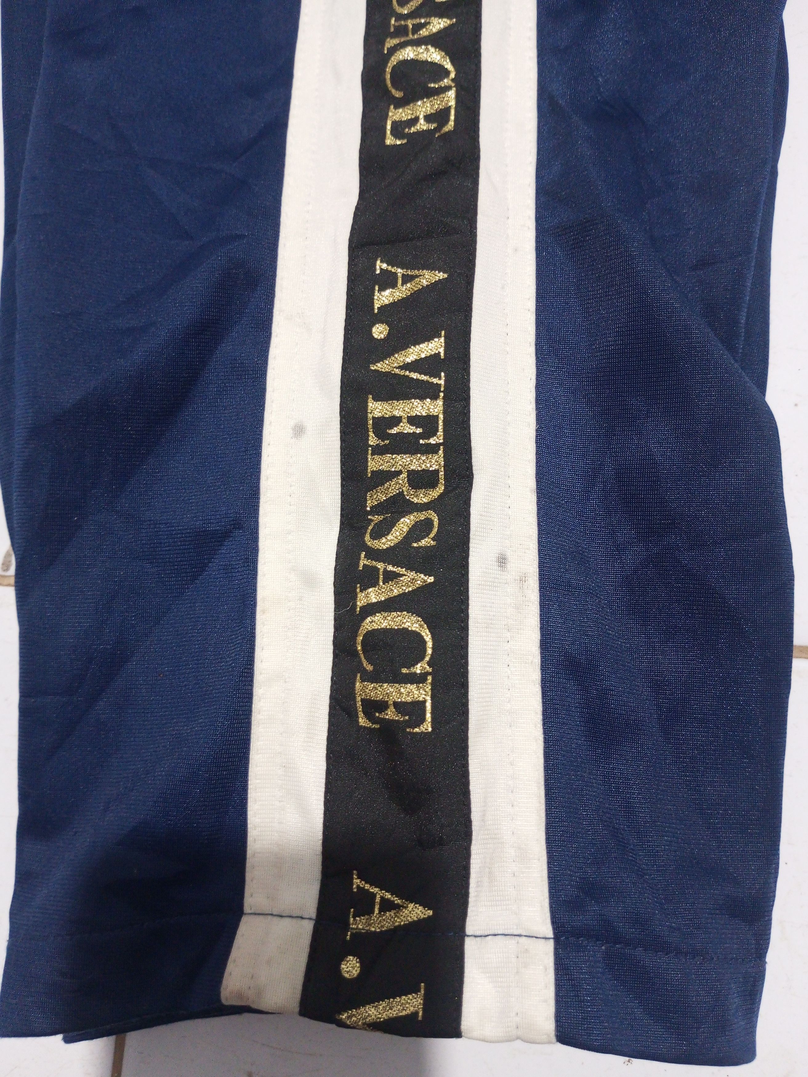 20471120 Vintage A Versace spellout trackpants Size US 32 / EU 48 - 3 Thumbnail
