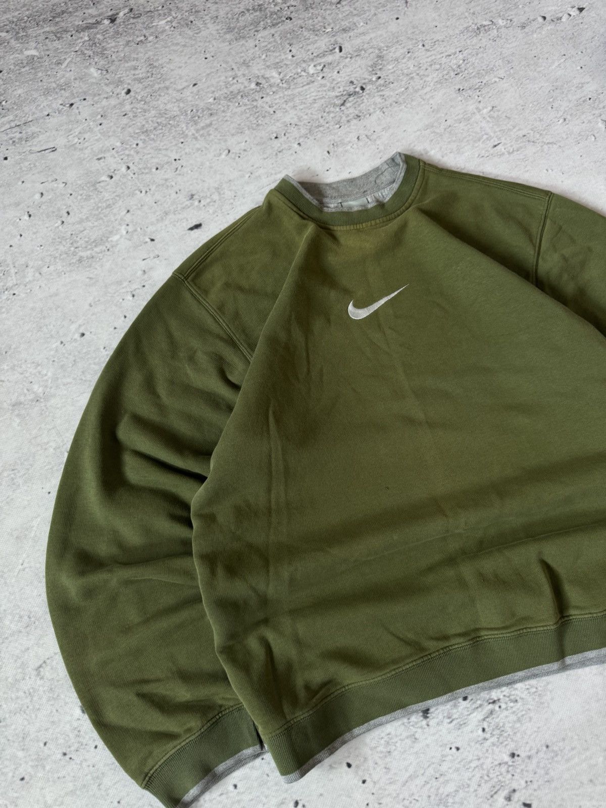 Nike × Vintage NIKE VINTAGE CENTER LOGO OVERSIZE BAGGY FIT SWEATSHIRT Size US L / EU 52-54 / 3 - 2 Thumbnail