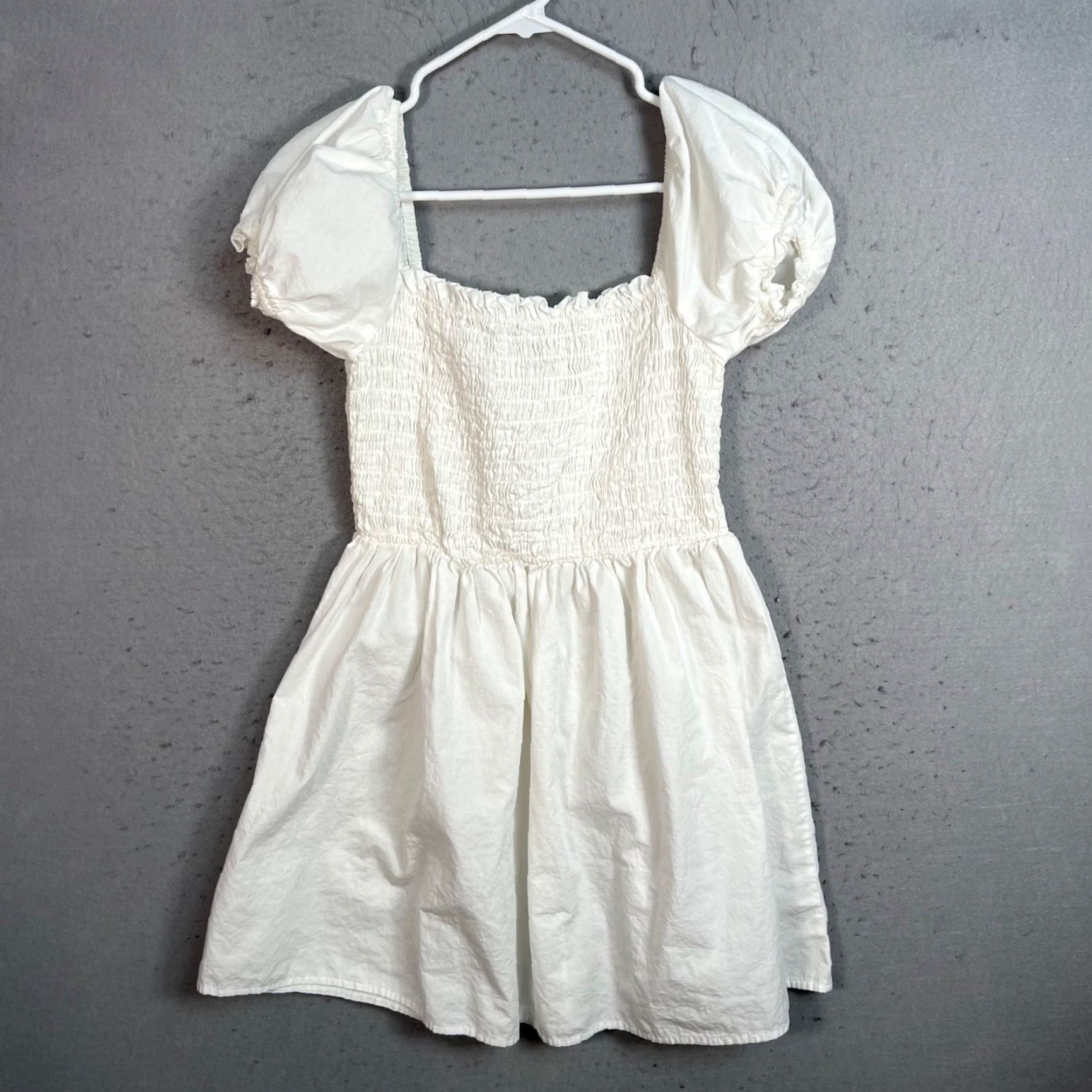 Asos ASOS Womens Size 8 White Puff Sleeve Smocked Mini Dress Size M / US 6-8 / IT 42-44 - 2 Thumbnail