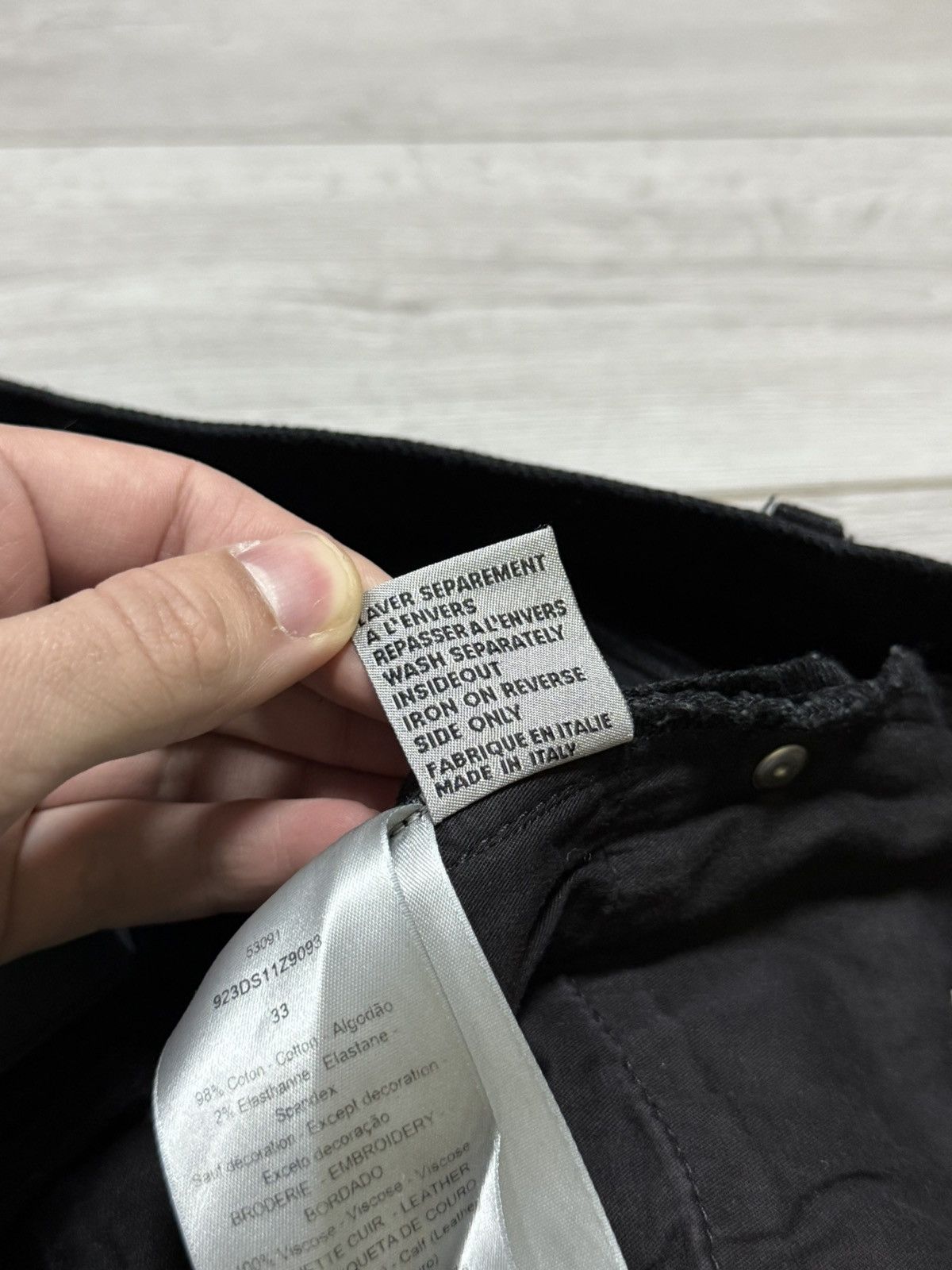 Dior × Kaws Dior x Kaws bugs slim jeans pants all over buttons Size US 33 - 13 Thumbnail