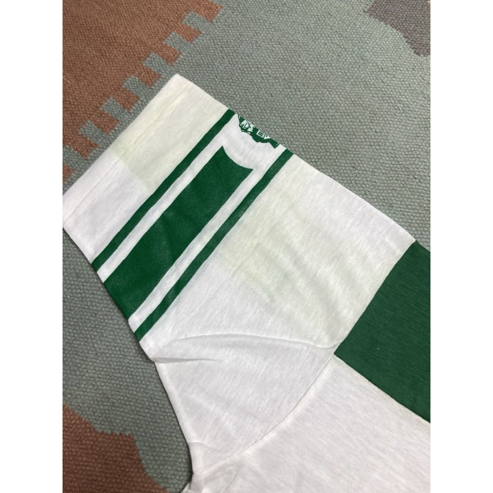 Vintage VINTAGE MSU Football Graphic T Shirt Michigan State University NOS Medium Shirt Adults Mens Size US M / EU 48-50 / 2 - 6 Thumbnail