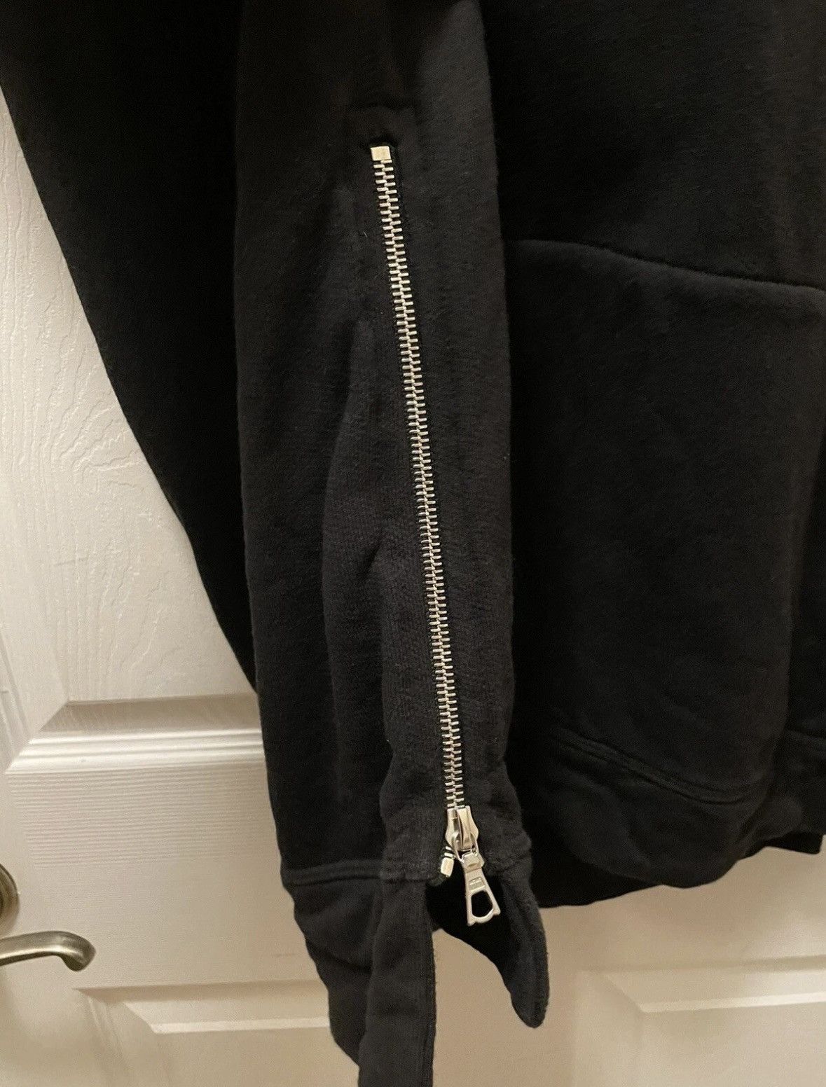 John Elliott John Elliott black villain hoodie Size US M / EU 48-50 / 2 - 5 Thumbnail
