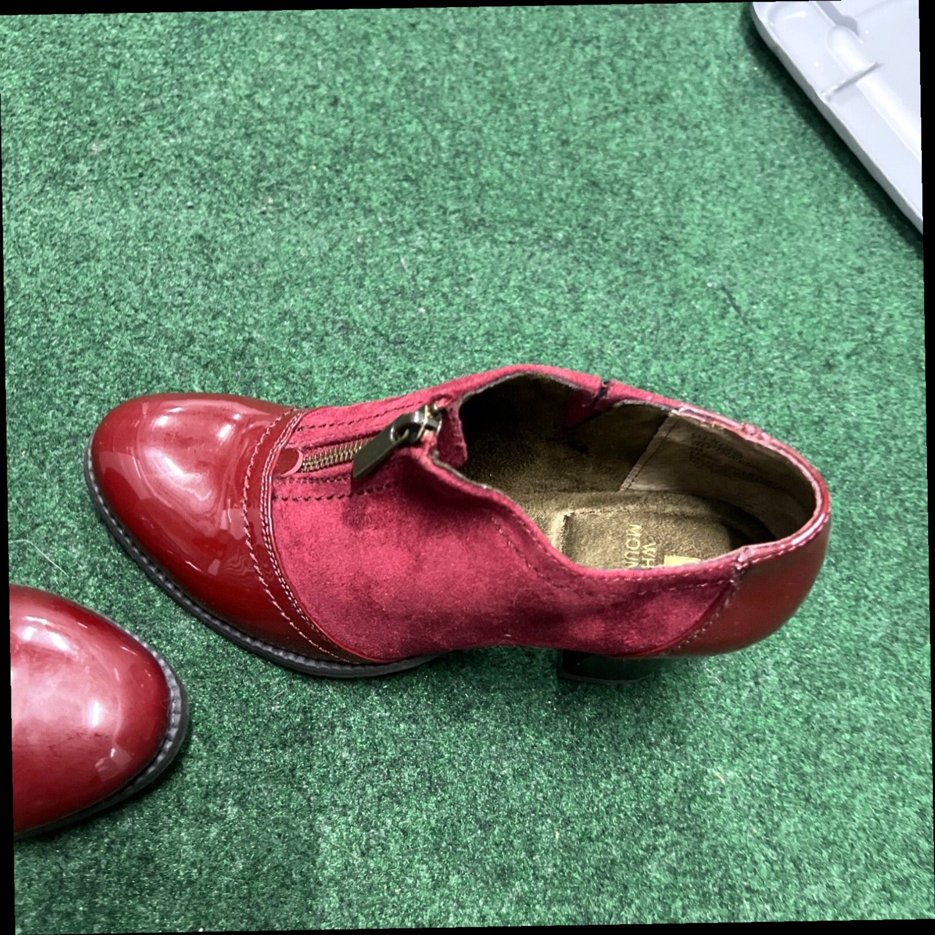 Vintage White Mountain Boots Womens 6 M Pawnee Front Zip Low Ankle Bootie Burgundy Heels Size US 6 / IT 36 - 3 Thumbnail