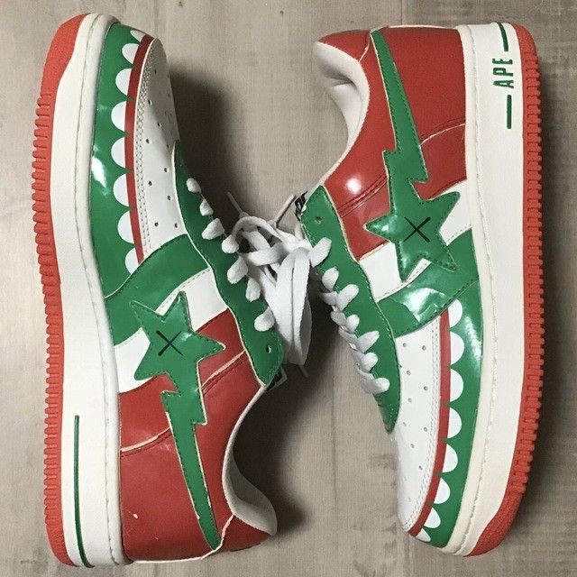 Bape × Kaws × Nigo KAWS CHOMPERS BAPE STA Patent Leather Sneakers APE NIGO Size US 9.5 / EU 42-43 - 3 Thumbnail